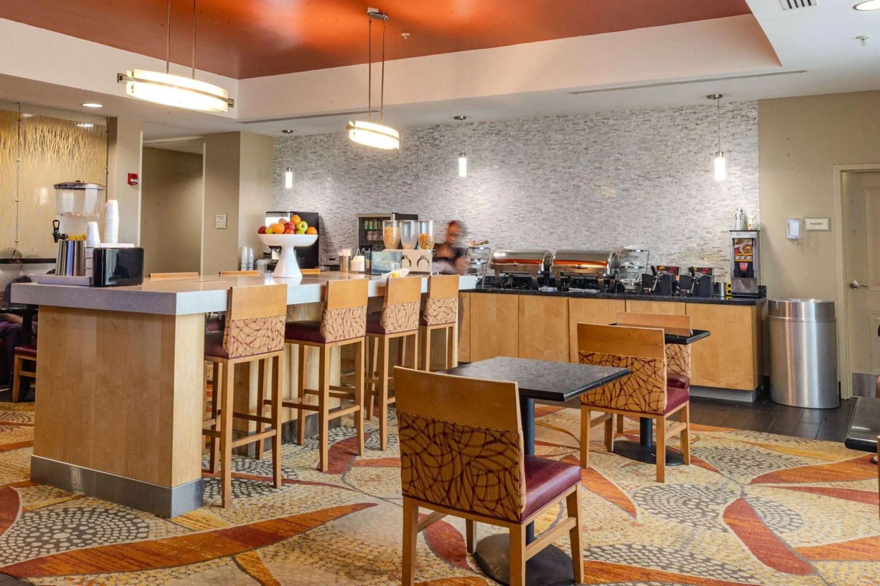 Breakfast in La Quinta by Wyndham Starkville at MSU