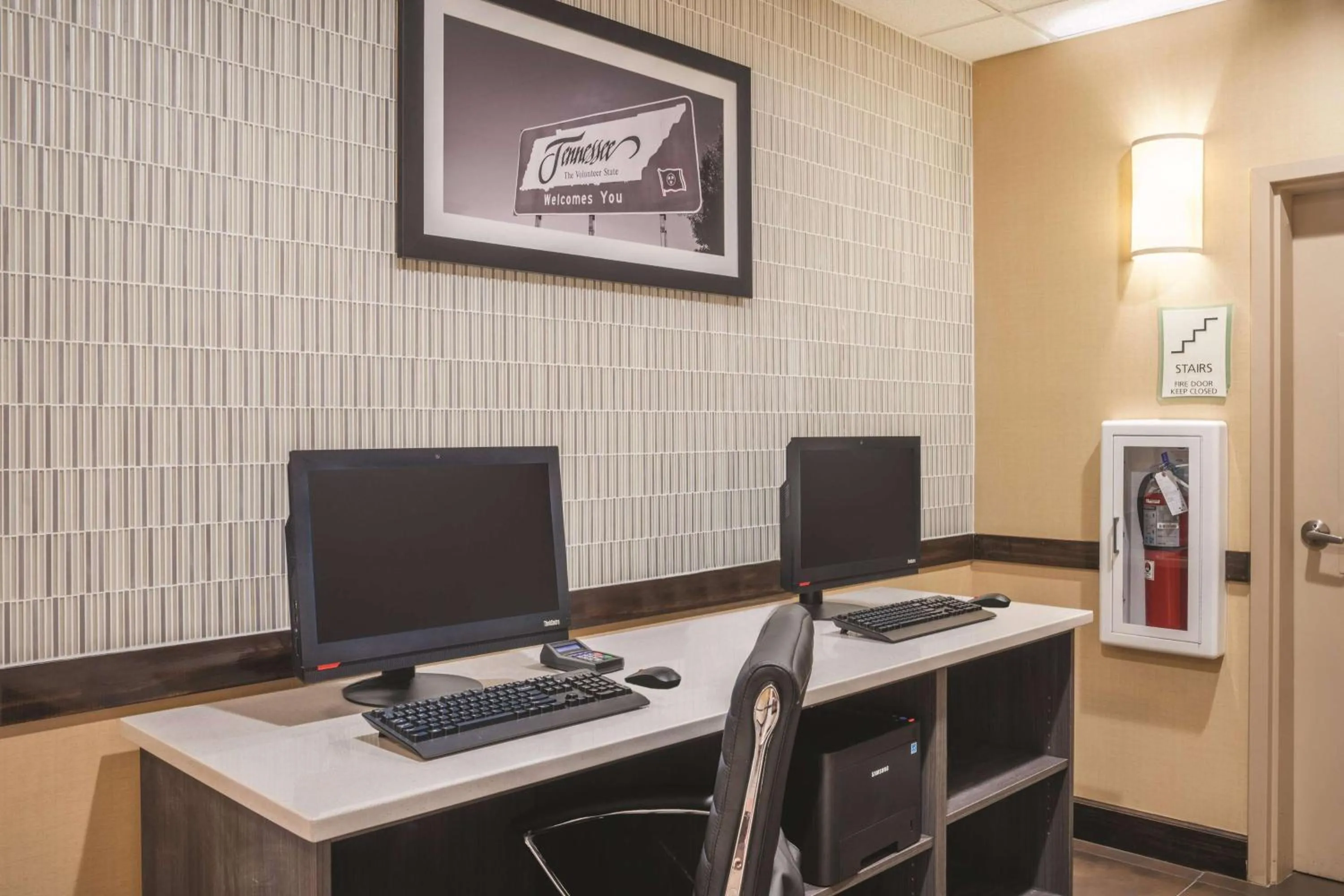 Business facilities in La Quinta by Wyndham Smyrna TN - Nashville