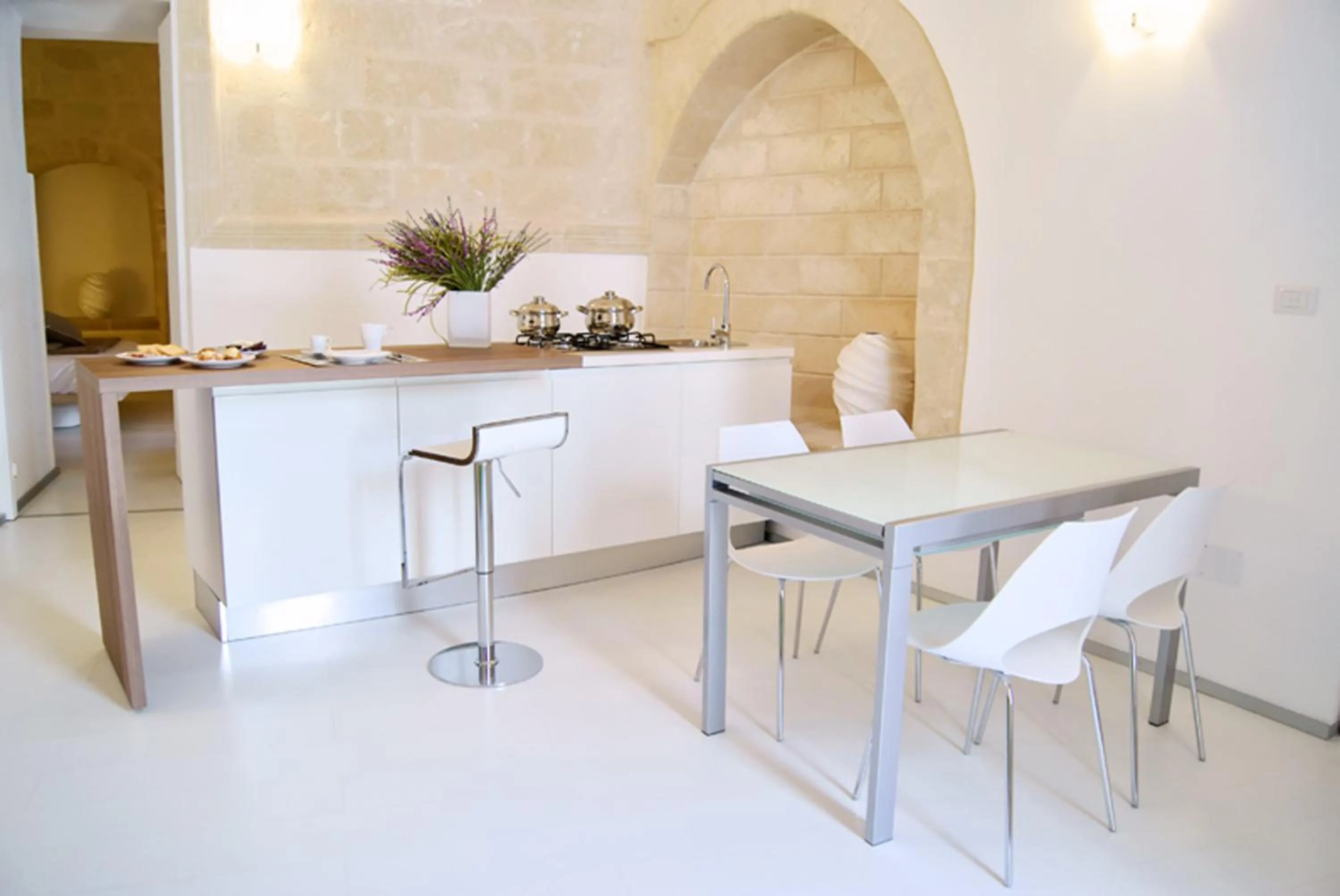 Dining area in B & B Sotto la Volta