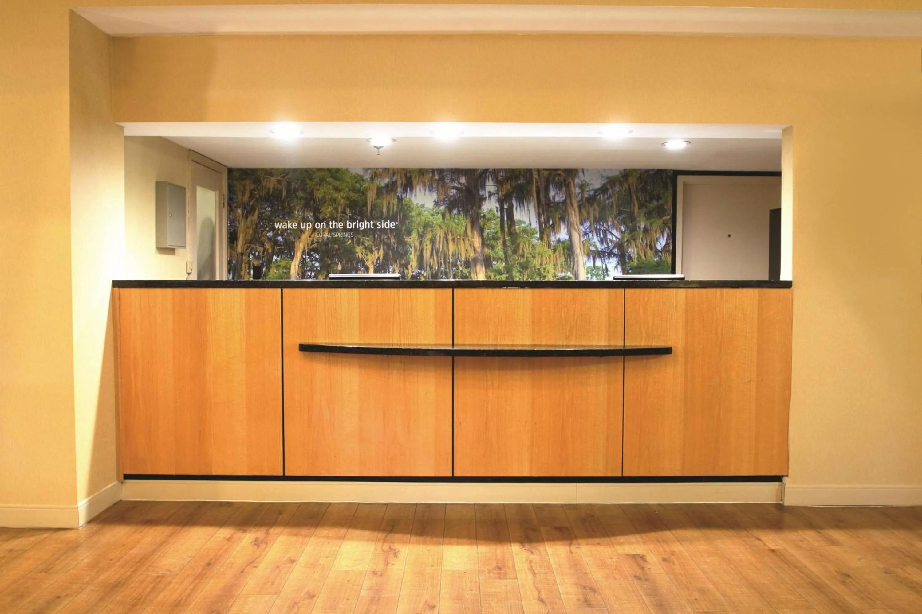 Lobby or reception in La Quinta by Wyndham Coral Springs South
