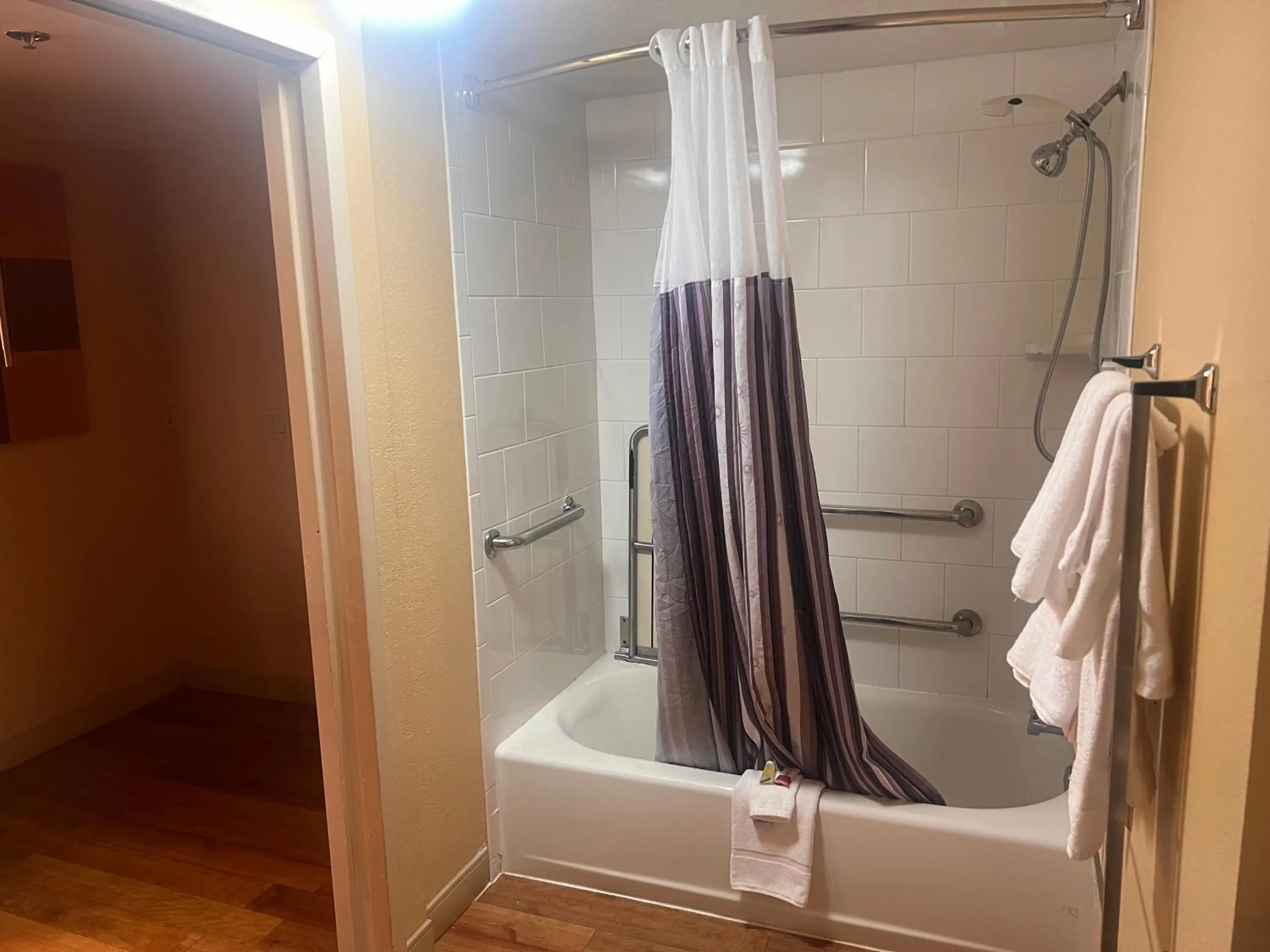 Bathroom in La Quinta by Wyndham West Palm Beach Airport