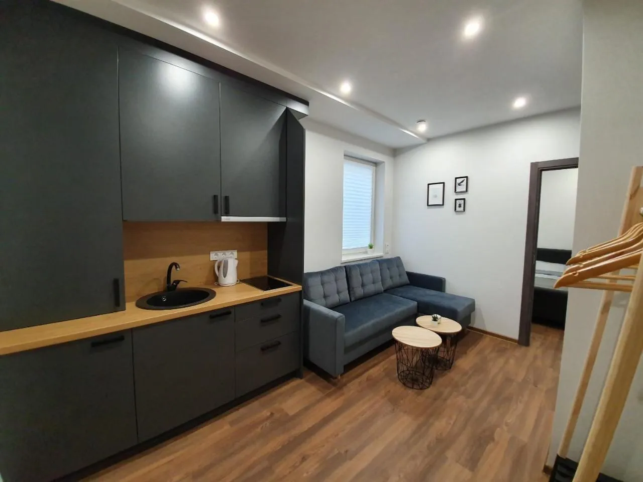 Kitchen or kitchenette in Oak house apartments
