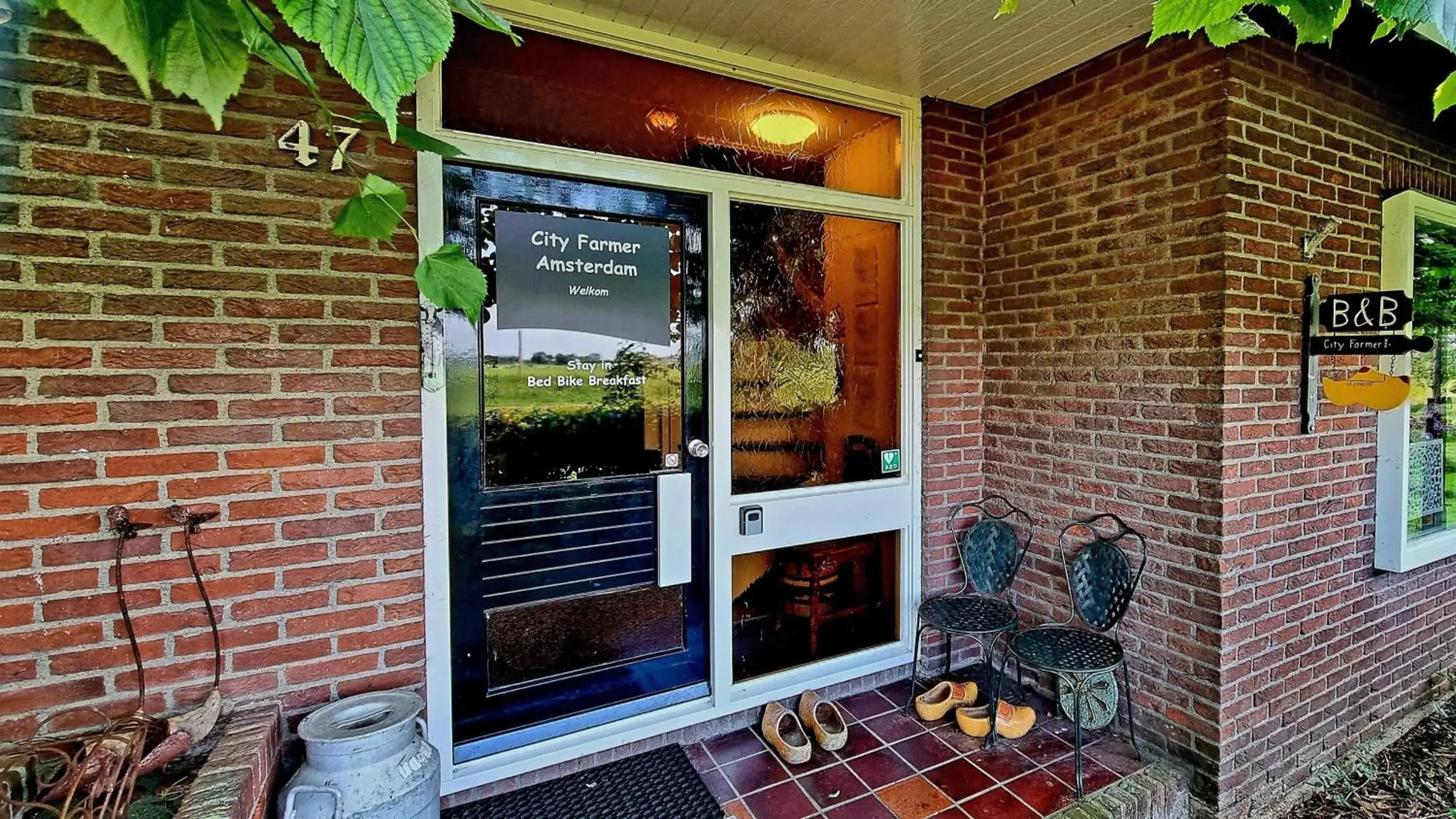 City Farmer Amsterdam Guesthouse, Bed, Bike and Breakfast City Farmer Amsterdam Guesthouse, Bed, Bike and Breakfast