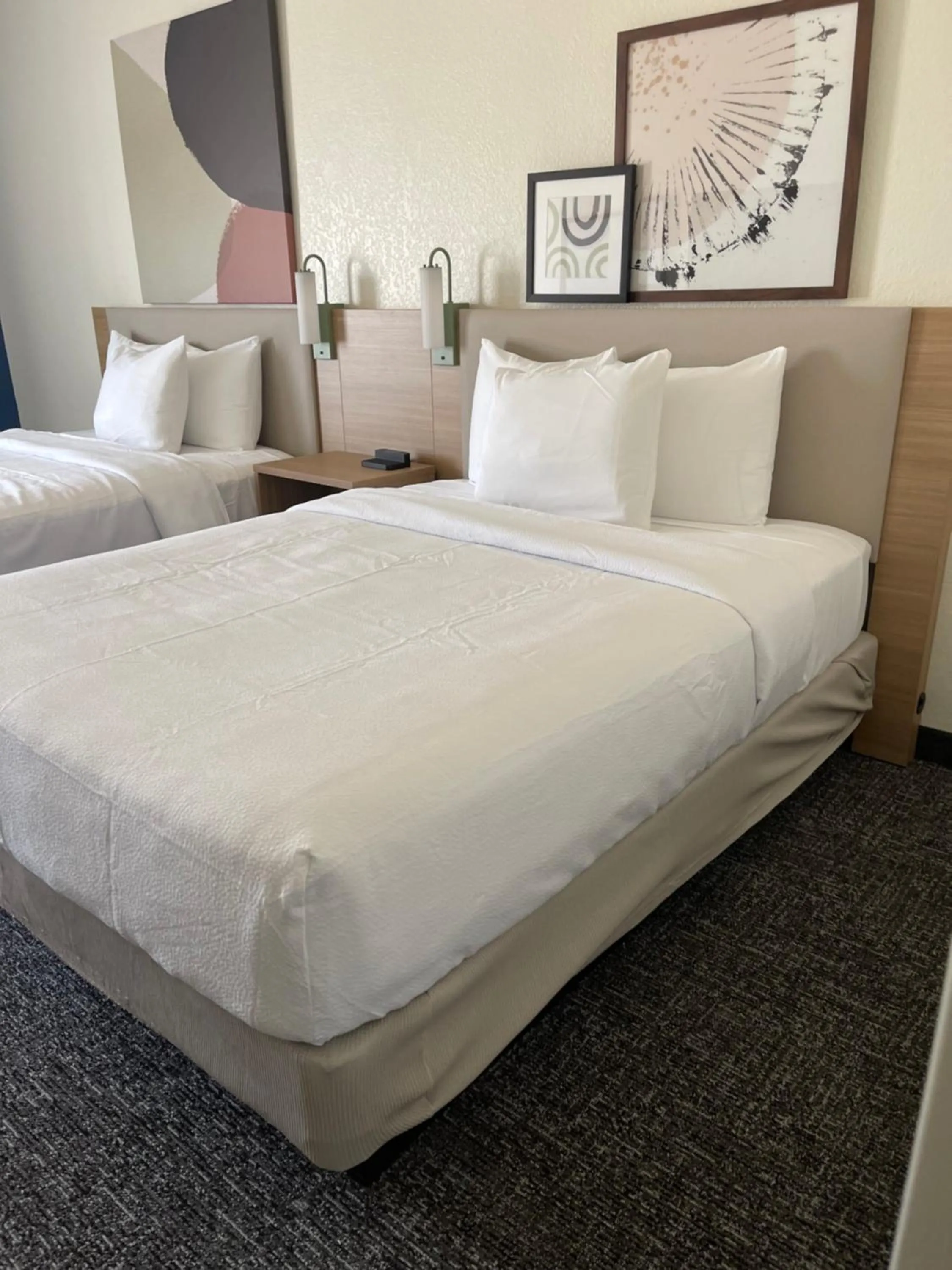 Bed in La Quinta by Wyndham Brandon Jackson Airport E