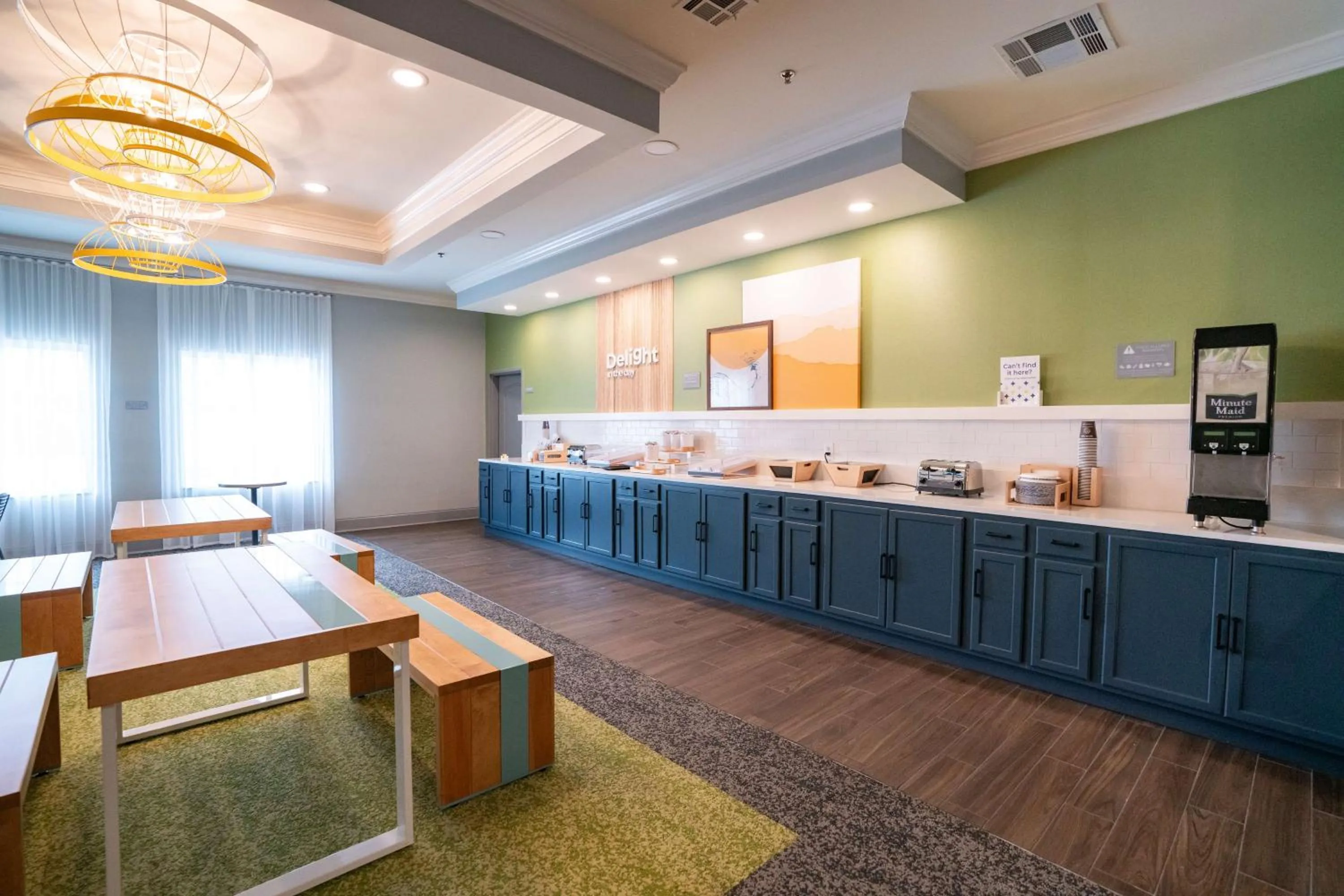 Breakfast in La Quinta by Wyndham Brandon Jackson Airport E