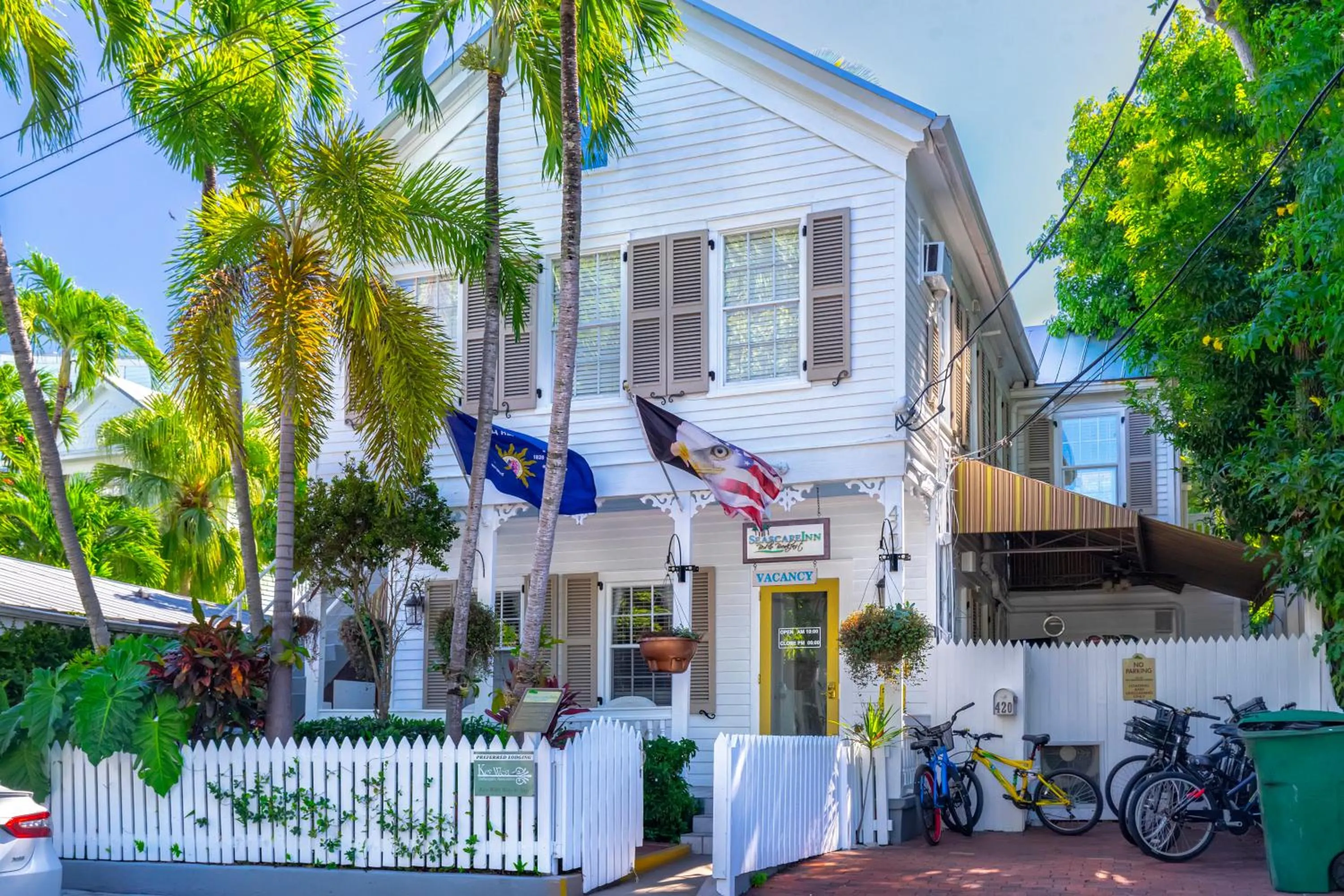 Facade/entrance in Seascape Tropical Inn
