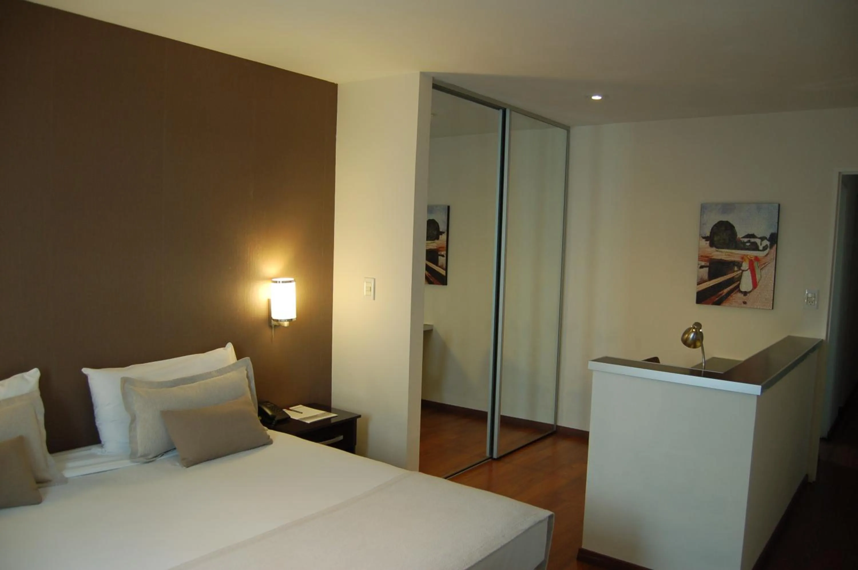 Bed in Hotel de la Cité