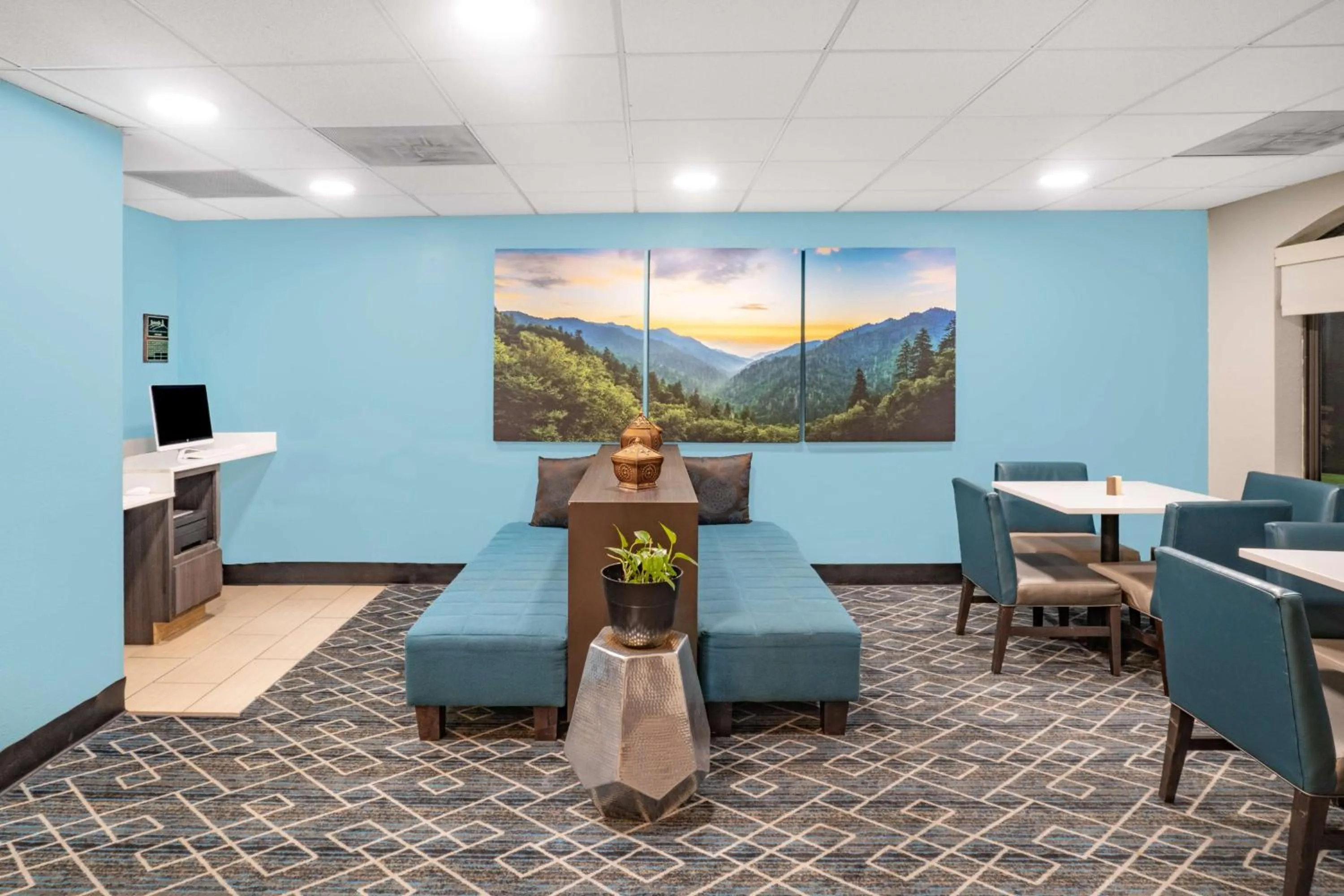 Lobby or reception in La Quinta by Wyndham Sevierville / Kodak