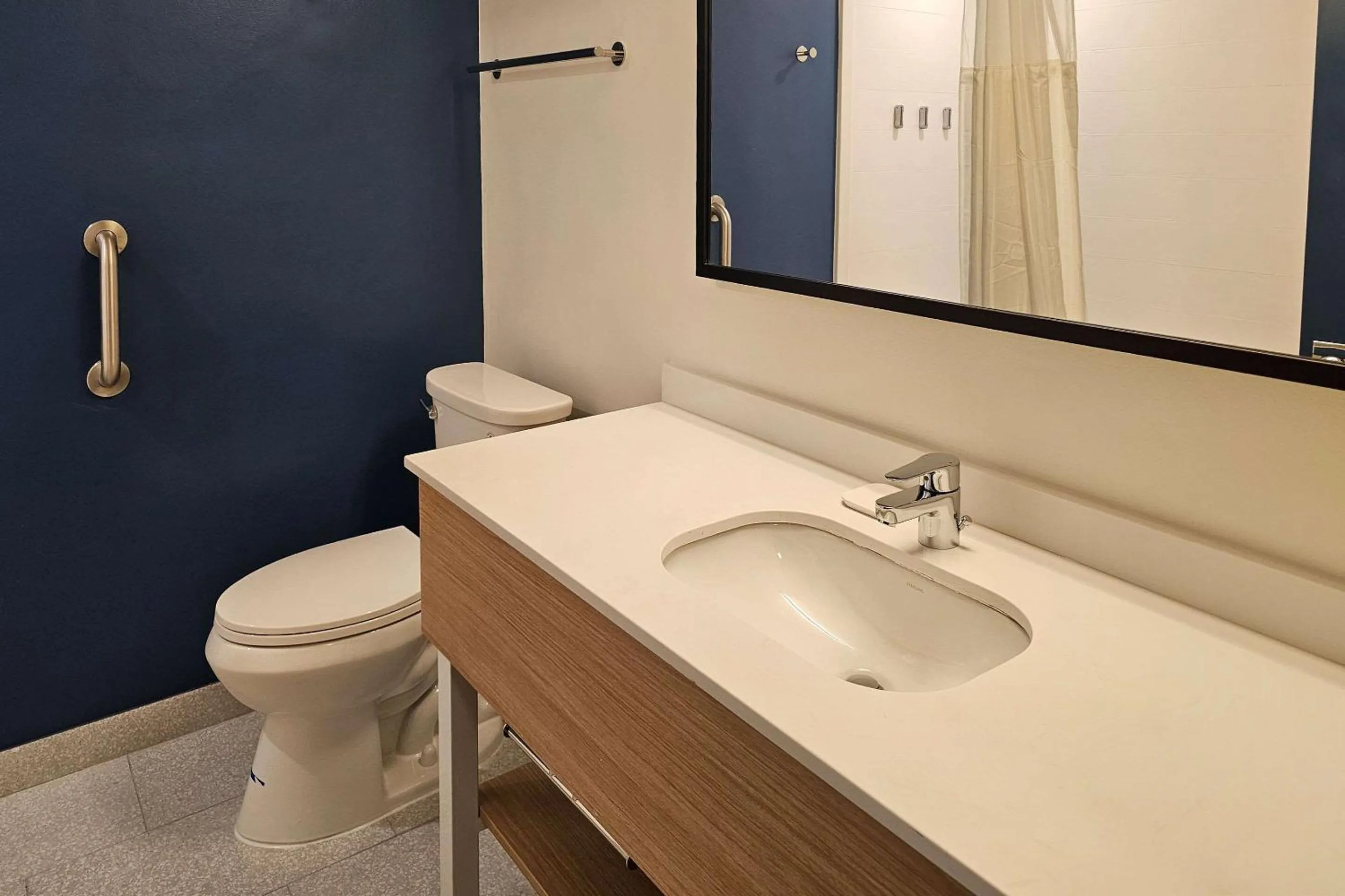 Bedroom in District 3 Hotel, Ascend Hotel Collection