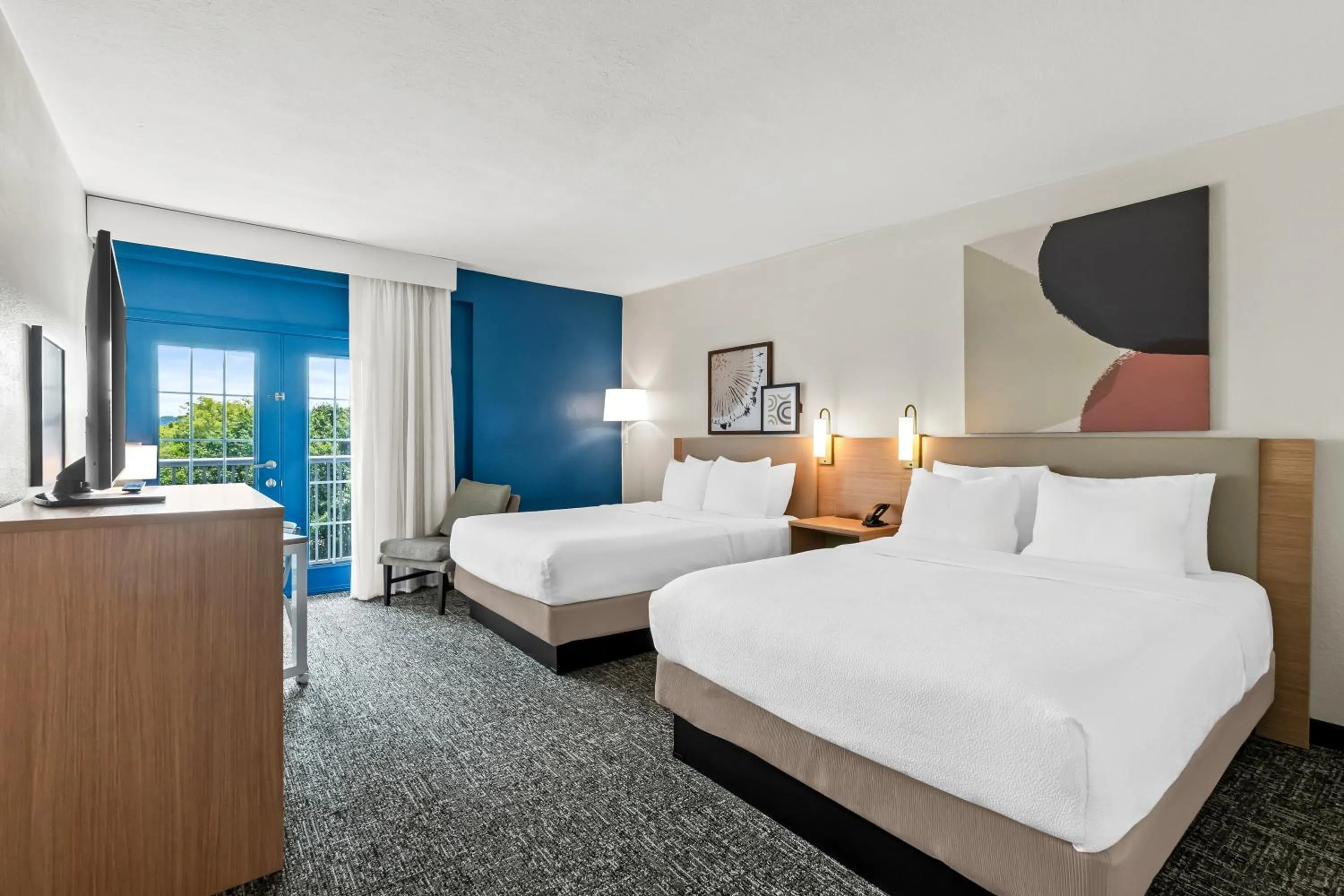 Bedroom, Bed in Spark by Hilton Chattanooga Downtown