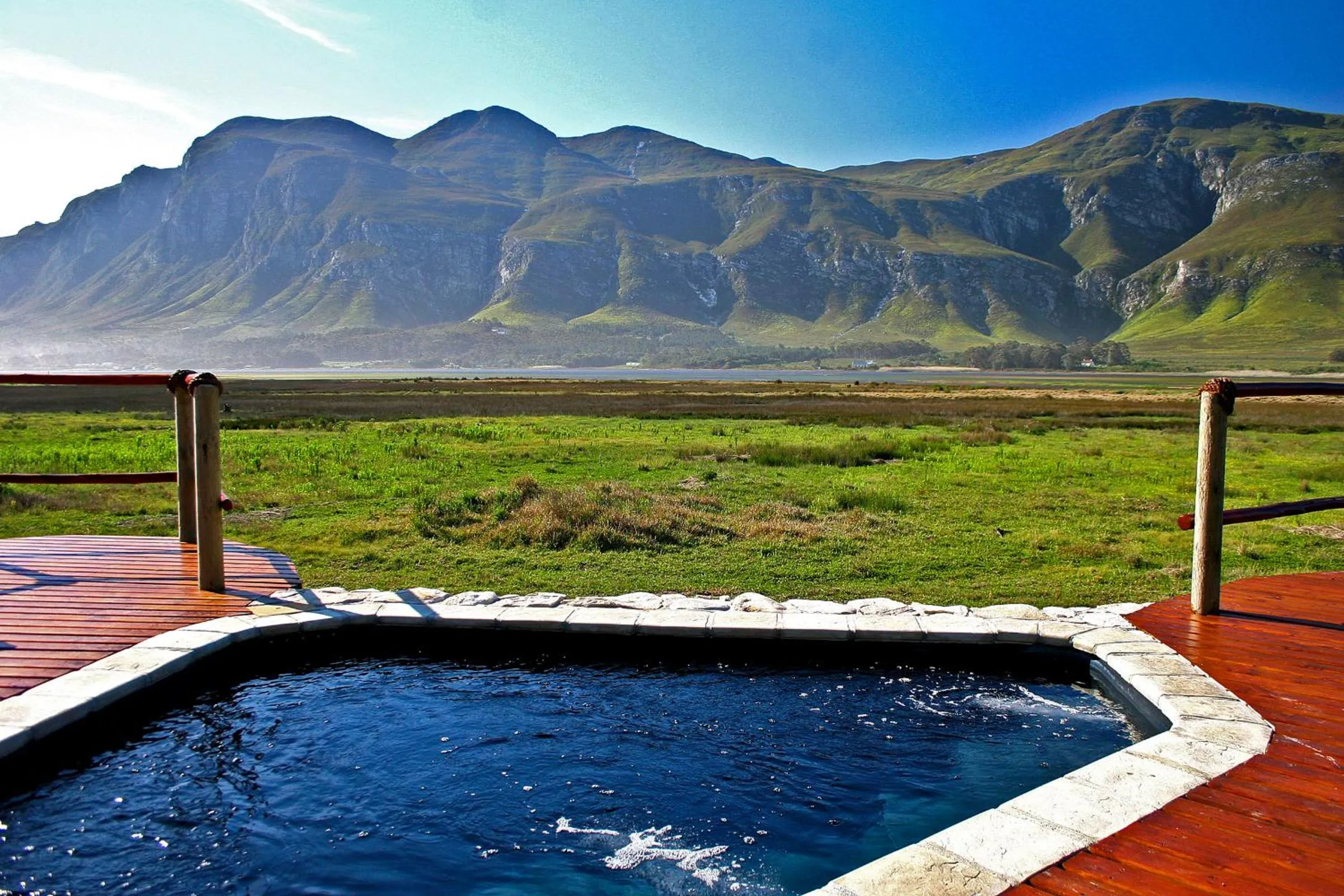 Swimming pool in Mosaic Lagoon Lodge