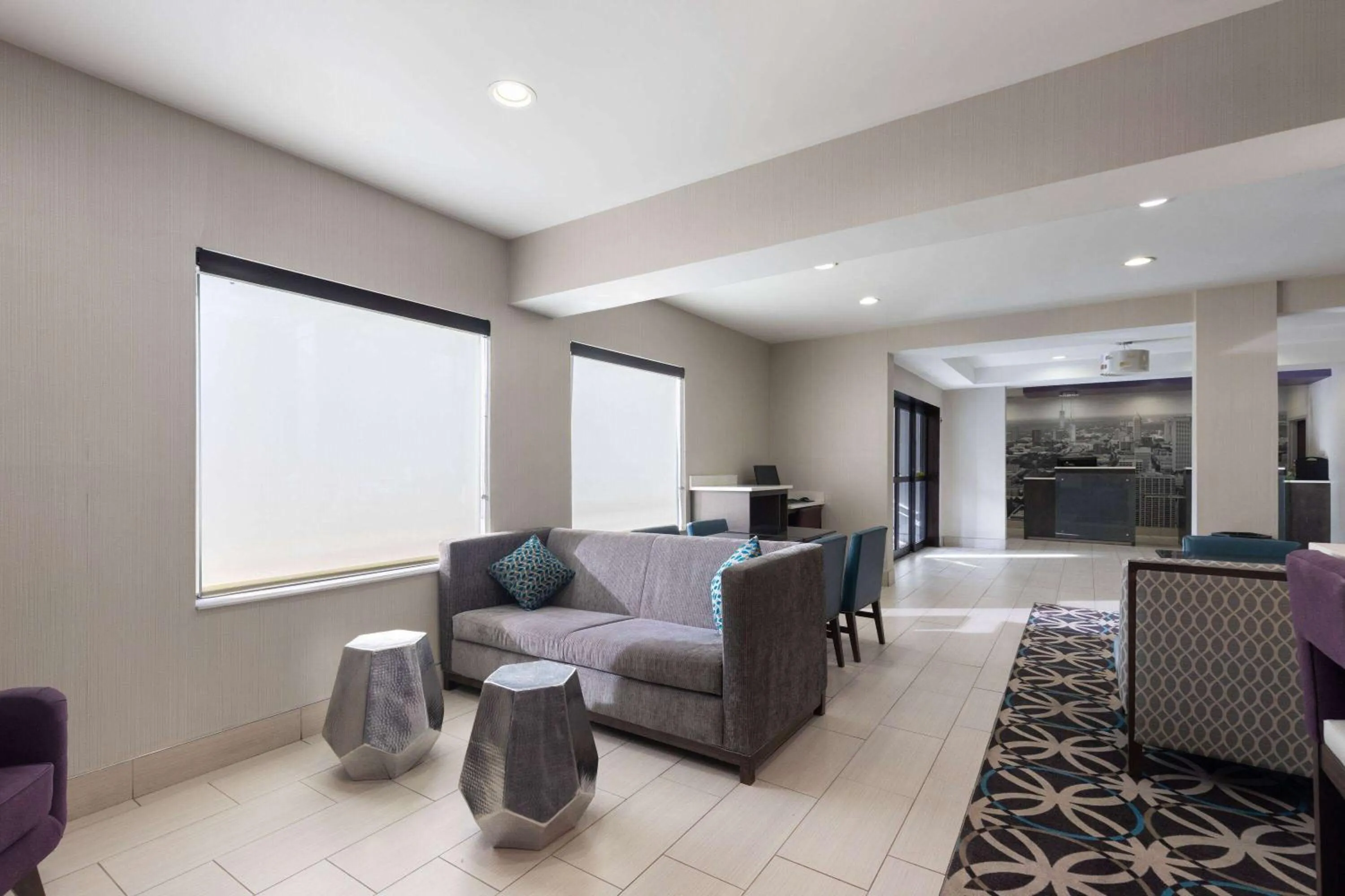 Lobby or reception in La Quinta by Wyndham Snellville - Stone Mountain