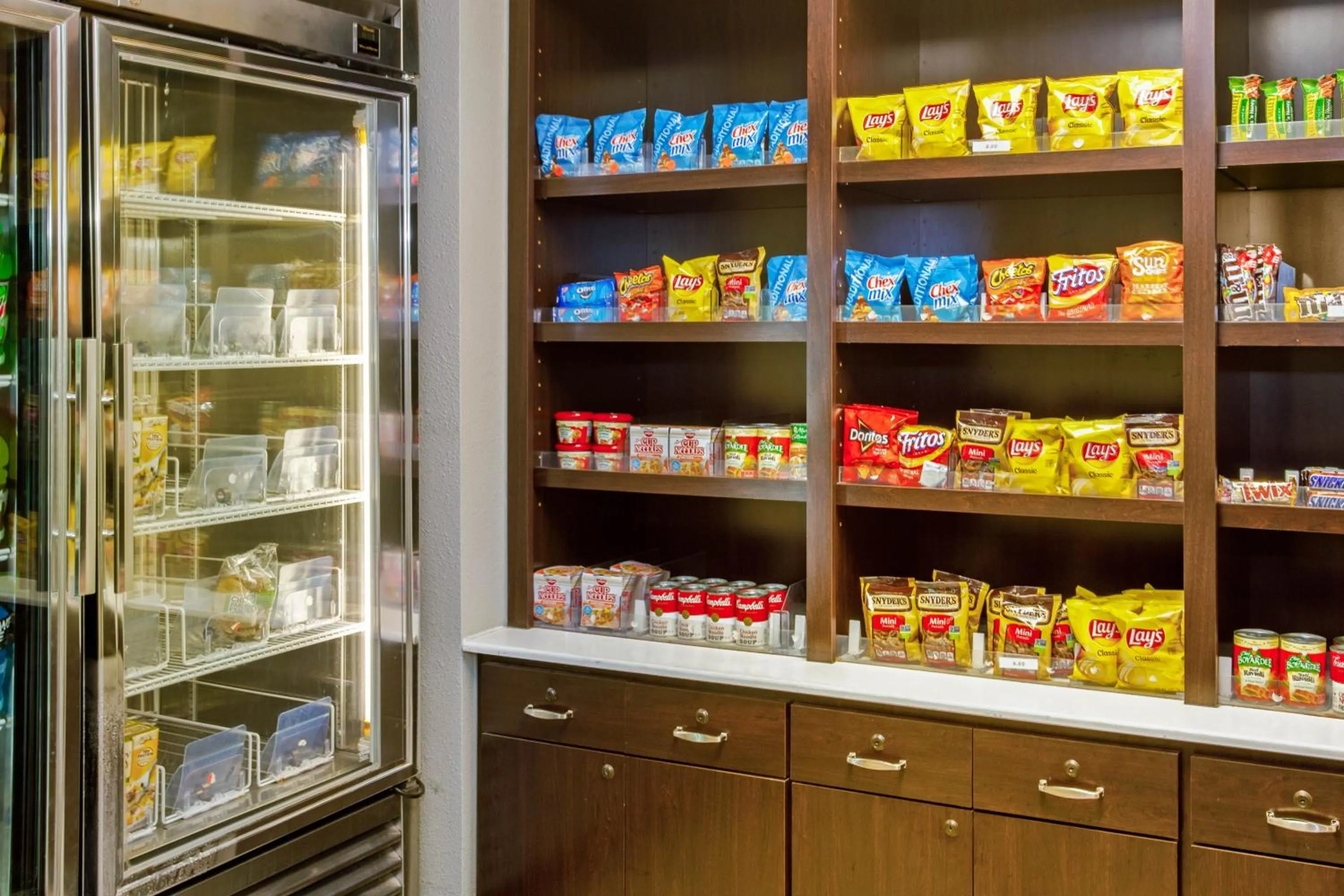 Food in La Quinta by Wyndham Birmingham Hoover