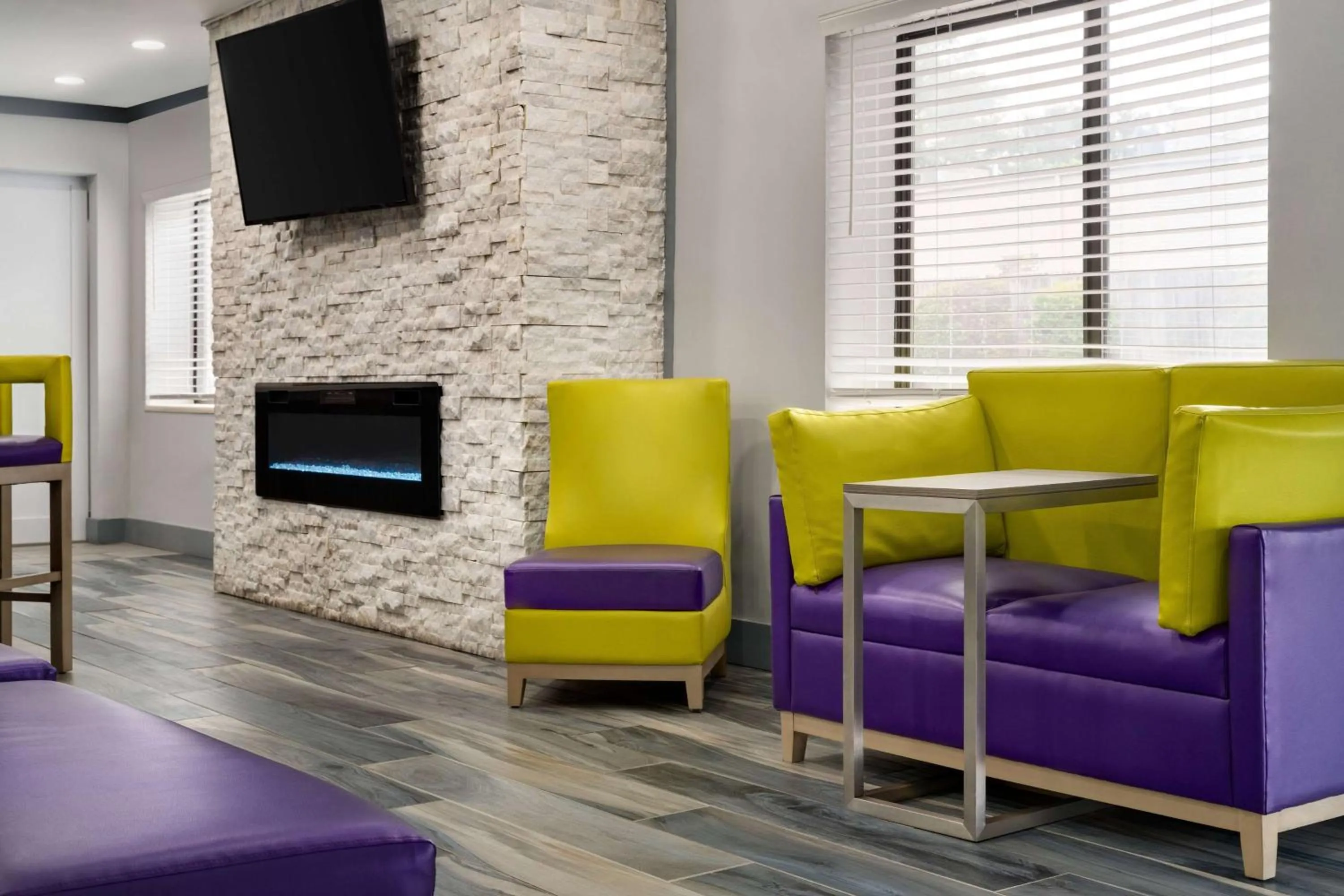 Lobby or reception in La Quinta Inn Birmingham - Inverness