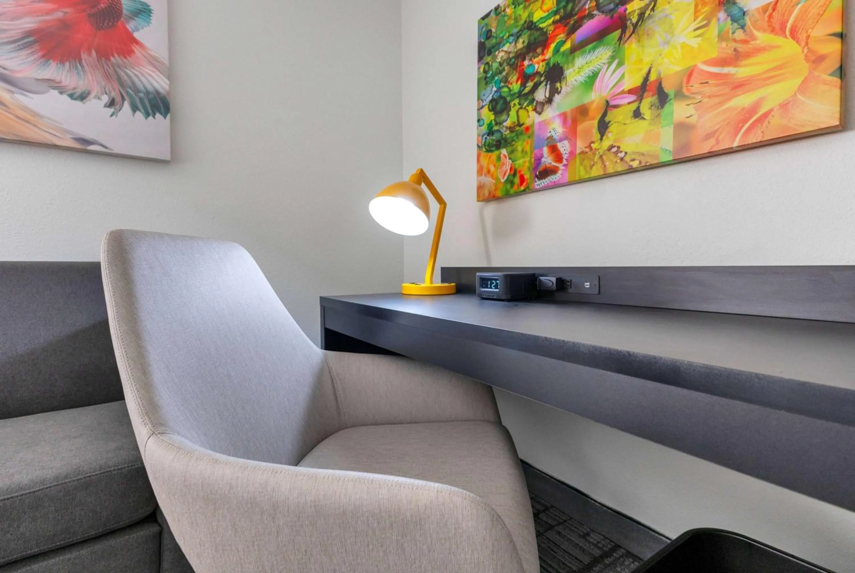 Photo of the whole room in La Quinta Inn & Suites by Wyndham Jacksonville Mandarin