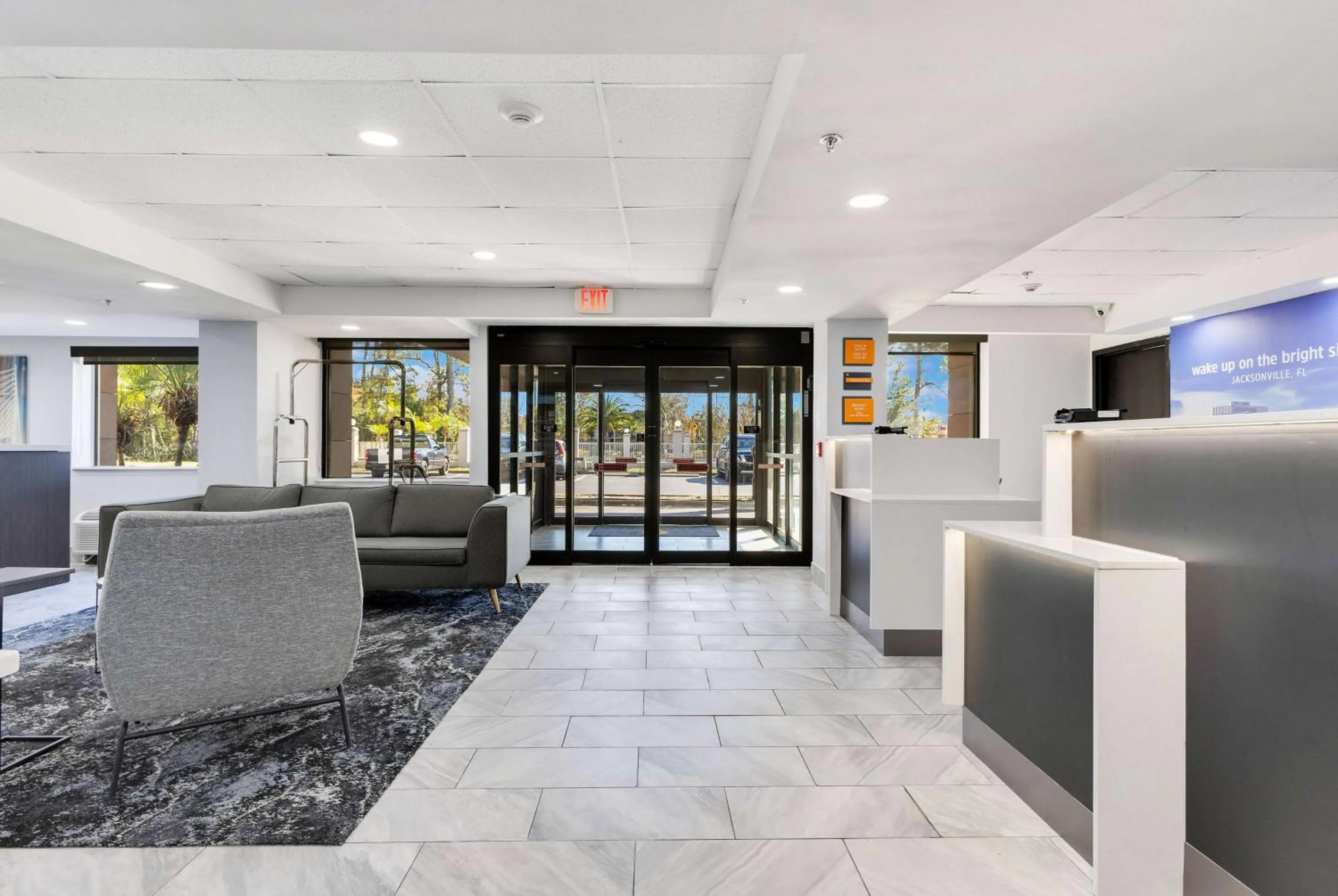 Lobby or reception in La Quinta Inn & Suites by Wyndham Jacksonville Mandarin