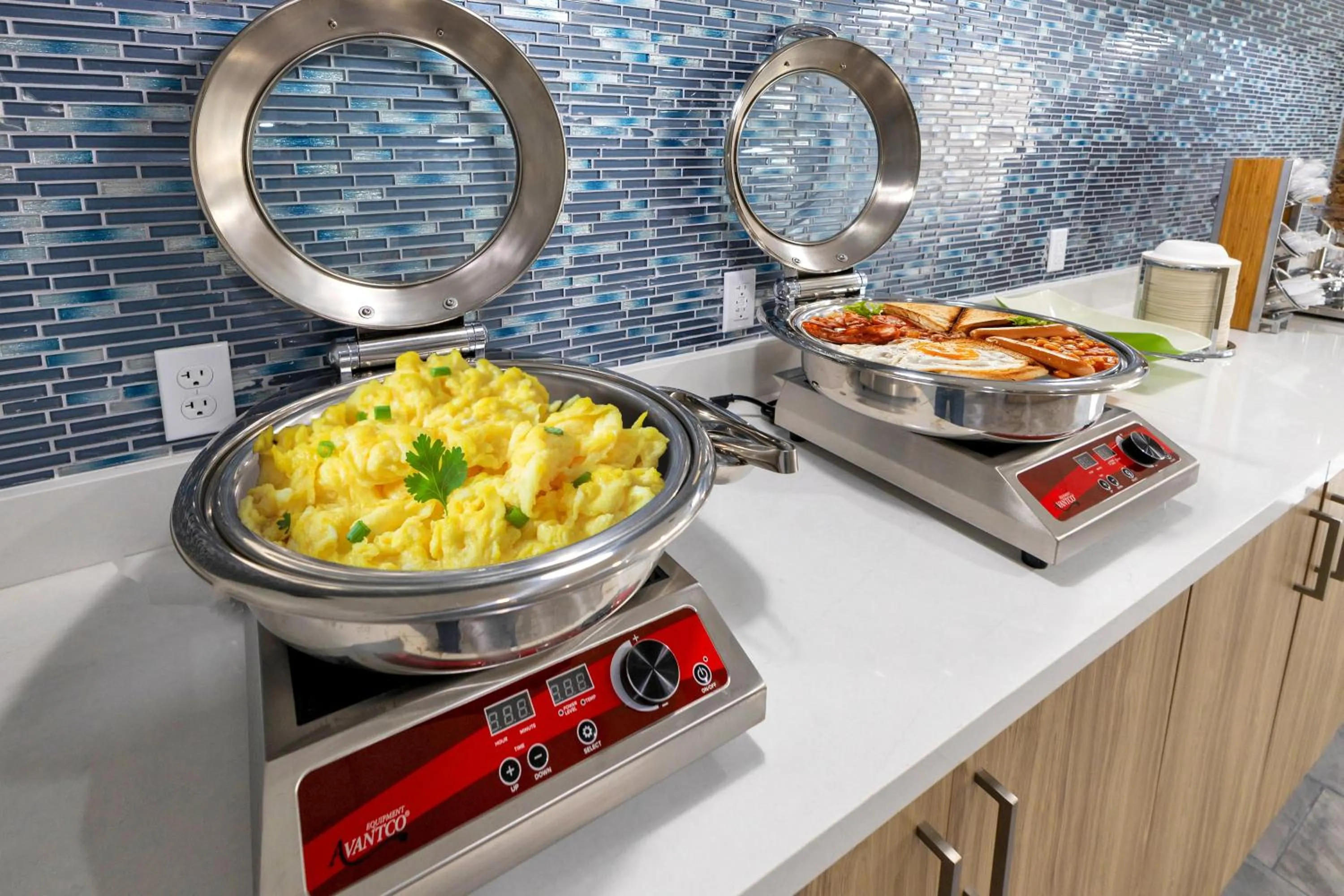 Food in La Quinta Inn & Suites by Wyndham Jacksonville Mandarin