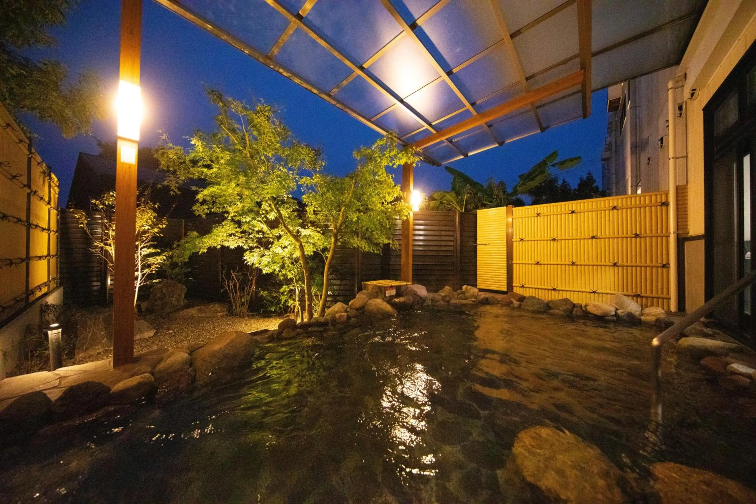 Hot Spring Bath in Akarinoyado Togetsu