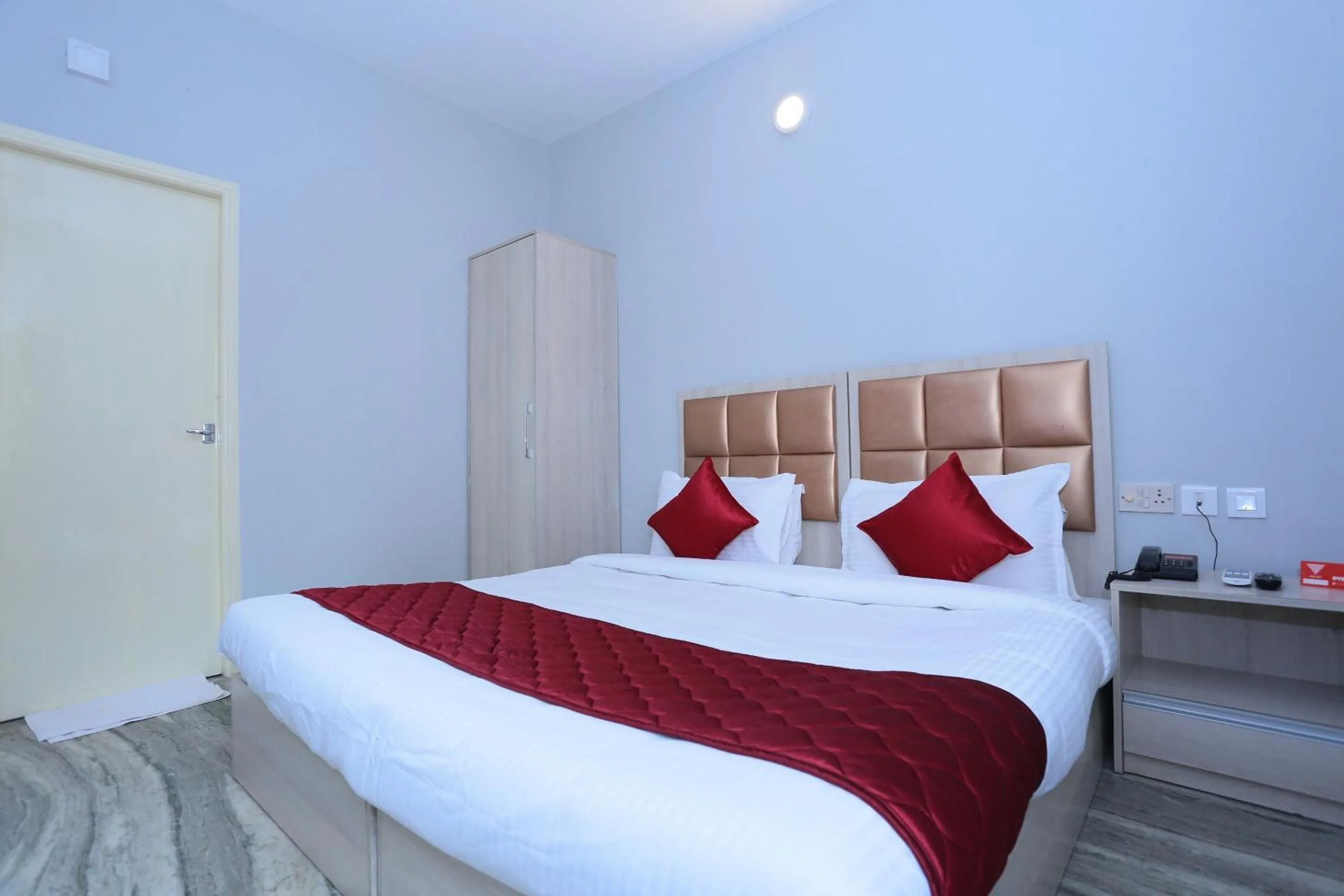 Bedroom, Bed in Super Townhouse Prince Palace