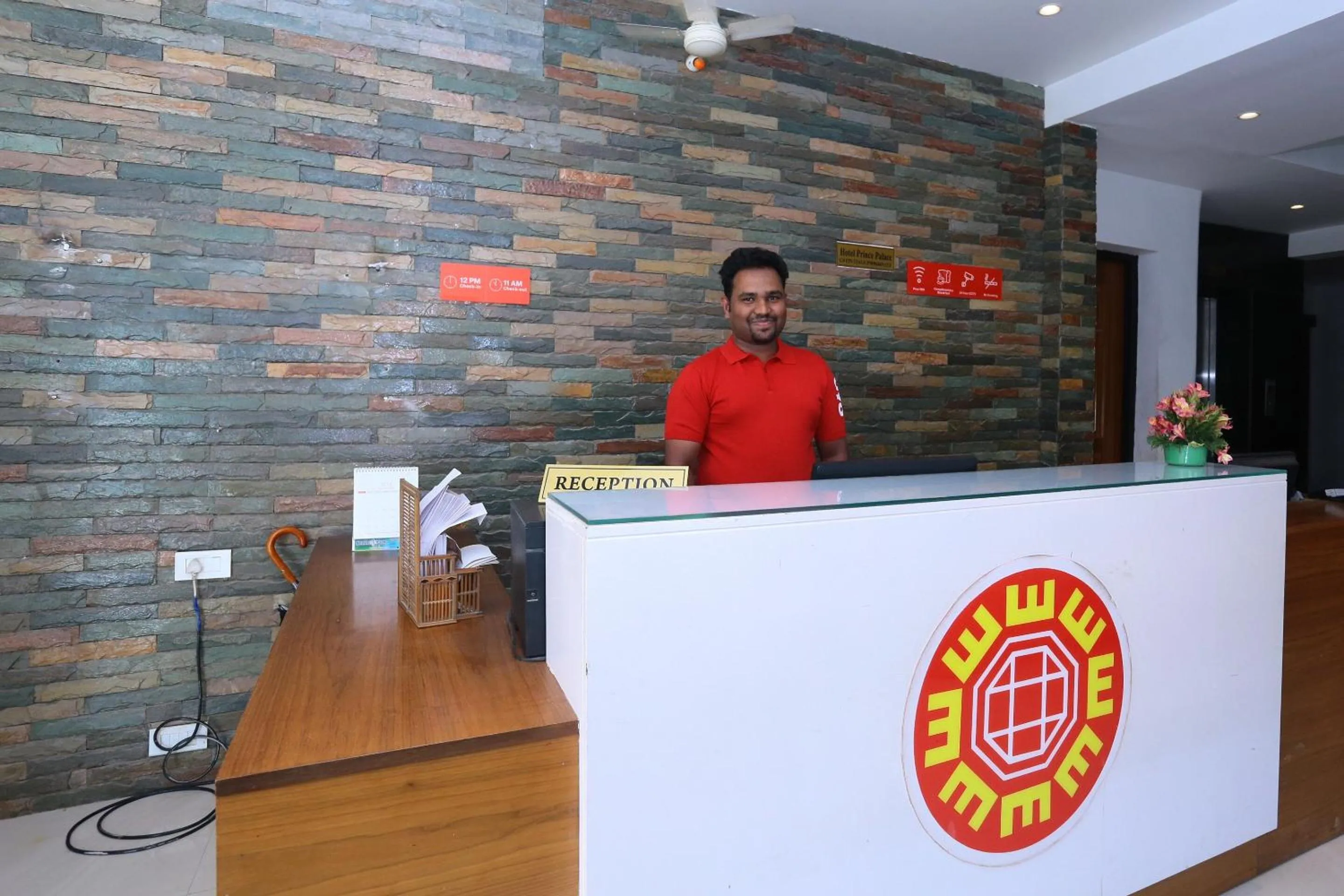 Lobby or reception in Super Townhouse Prince Palace