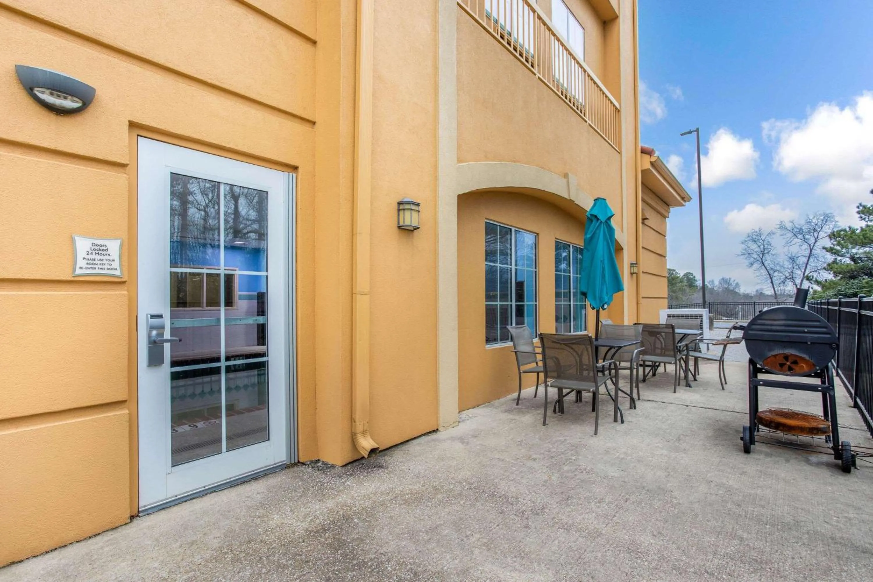 Restaurant/places to eat in La Quinta by Wyndham Fultondale Birmingham North