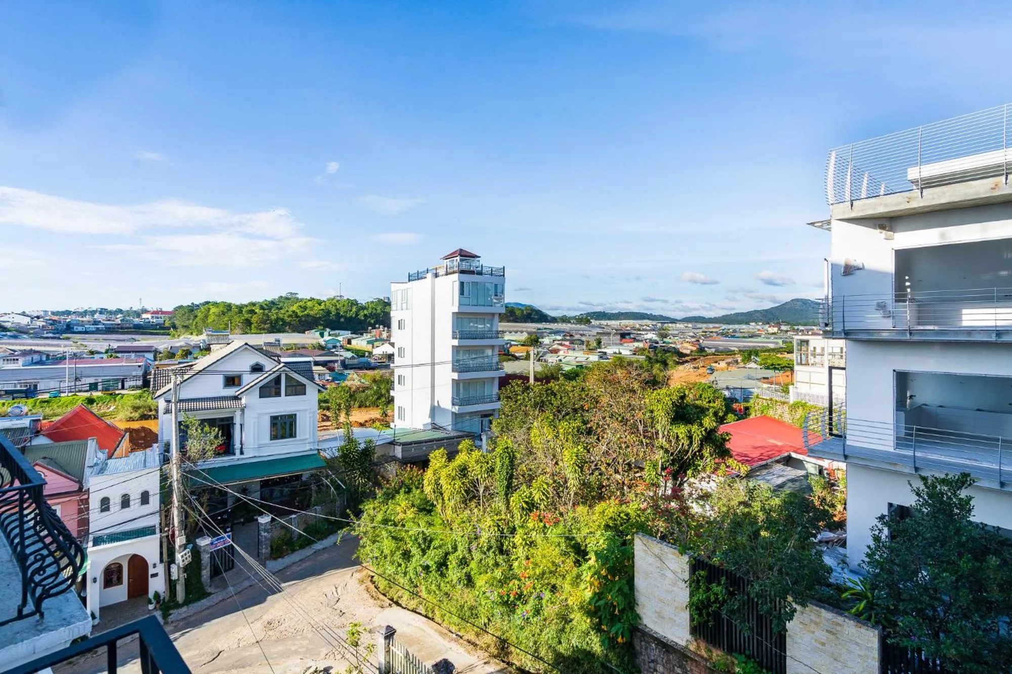 Natural landscape in Saigon's Book Da Lat Hotel