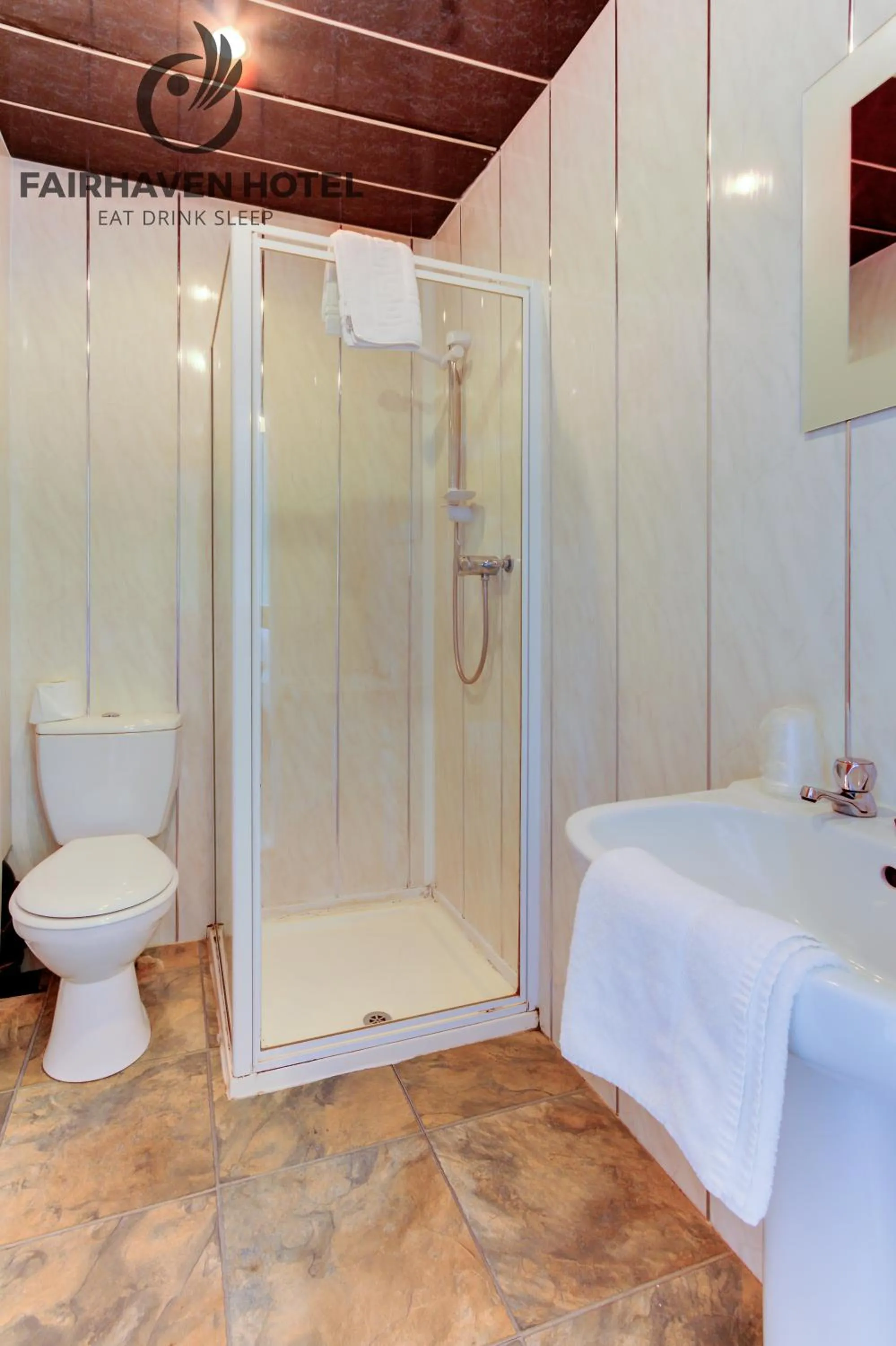 Bathroom in Fairhaven Hotel