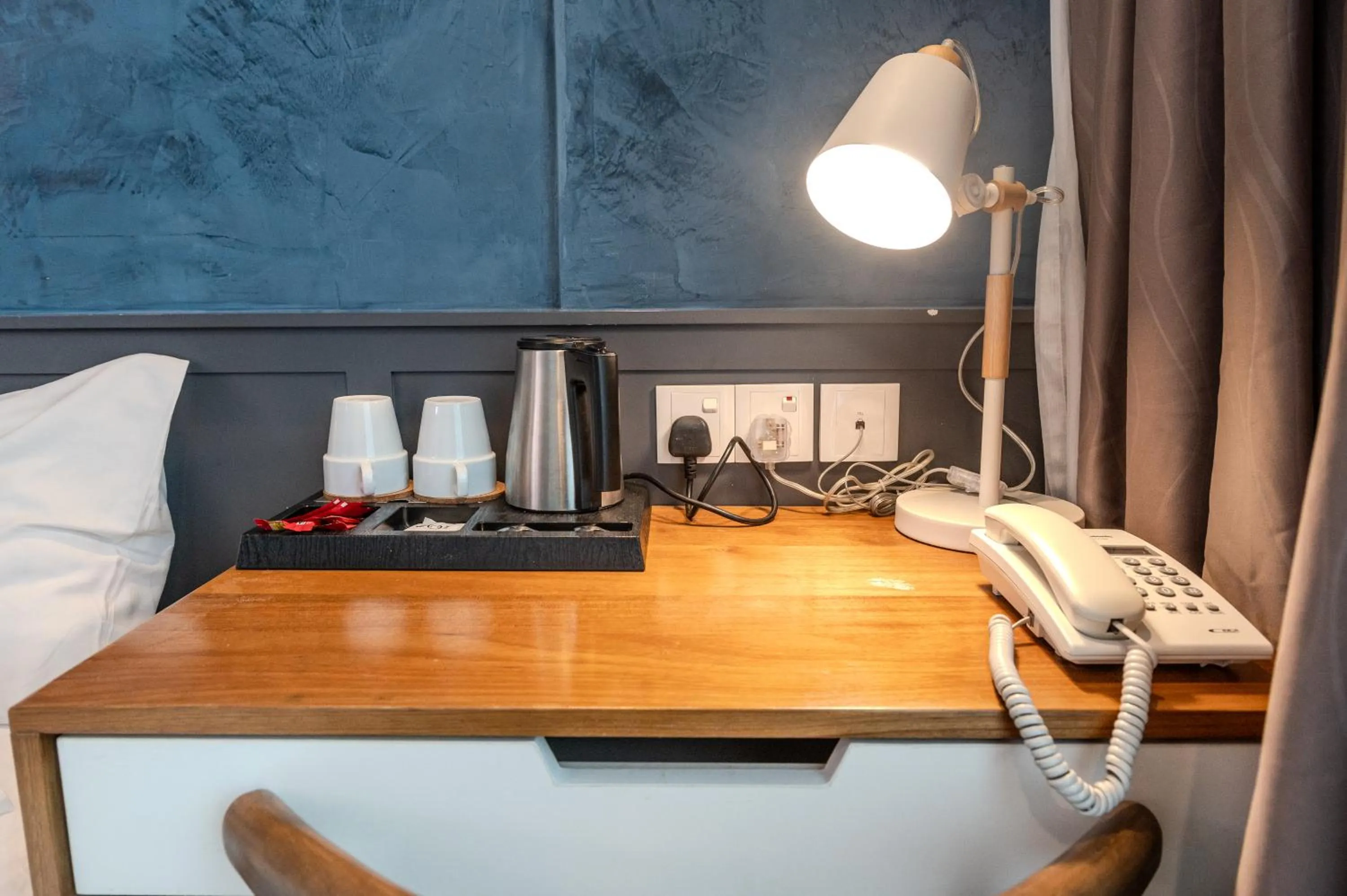 Coffee/tea facilities in O&G Hotel Parit Buntar