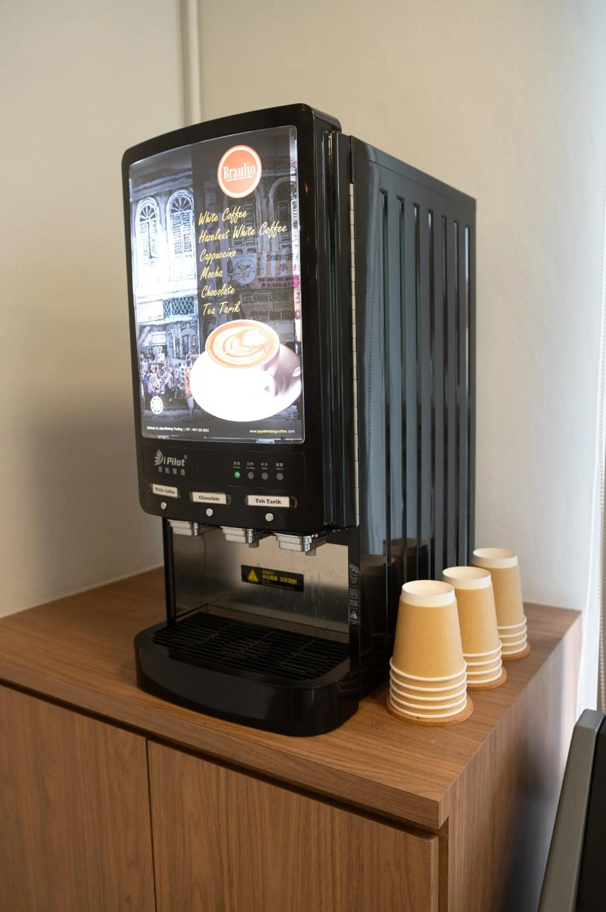 Coffee/tea facilities in O&G Hotel Parit Buntar