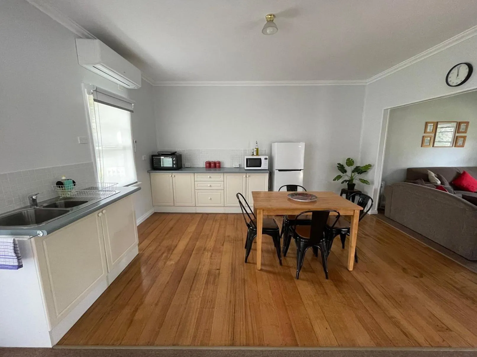 Giants Table and Cottages