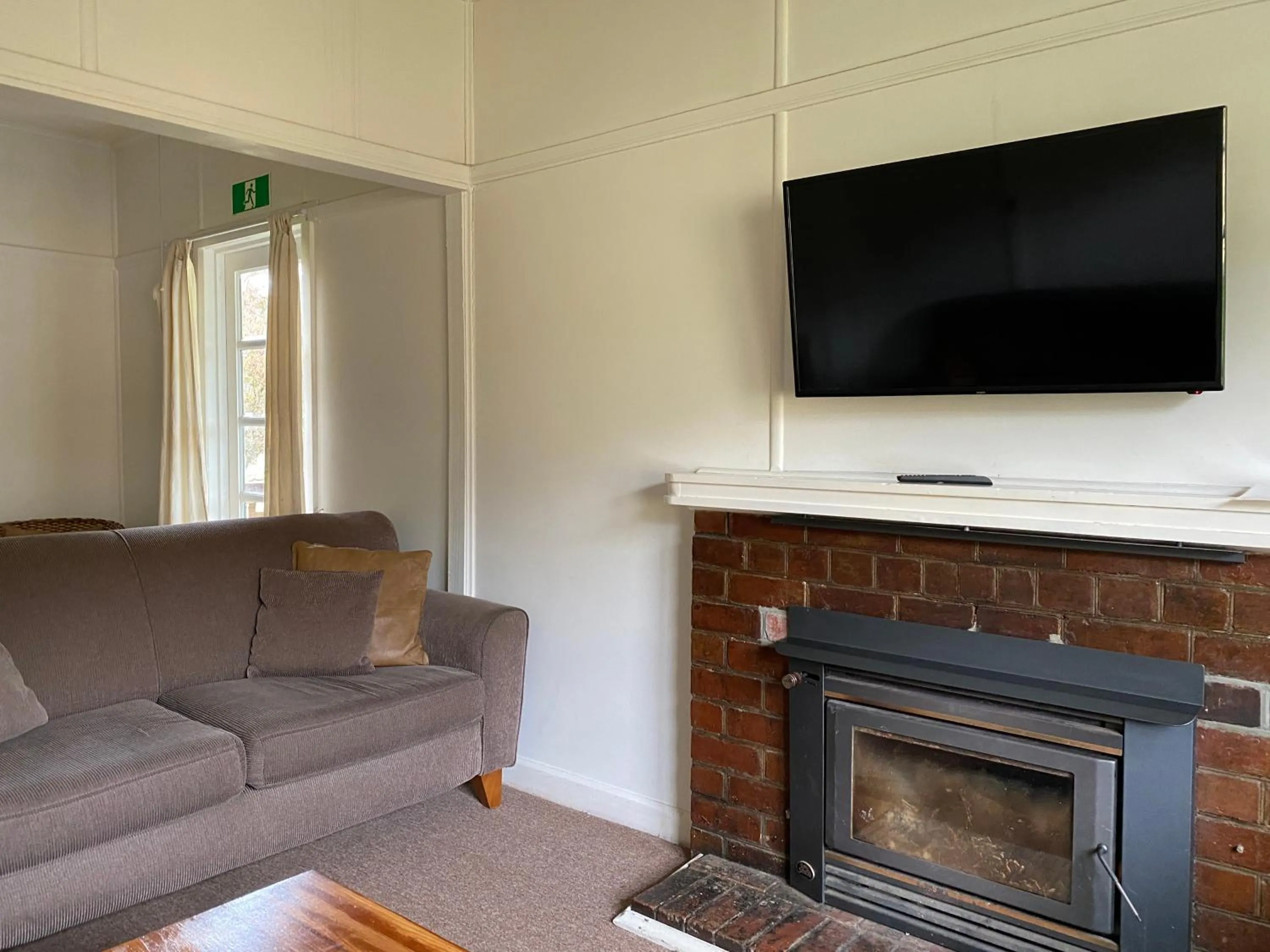 Giants Table and Cottages