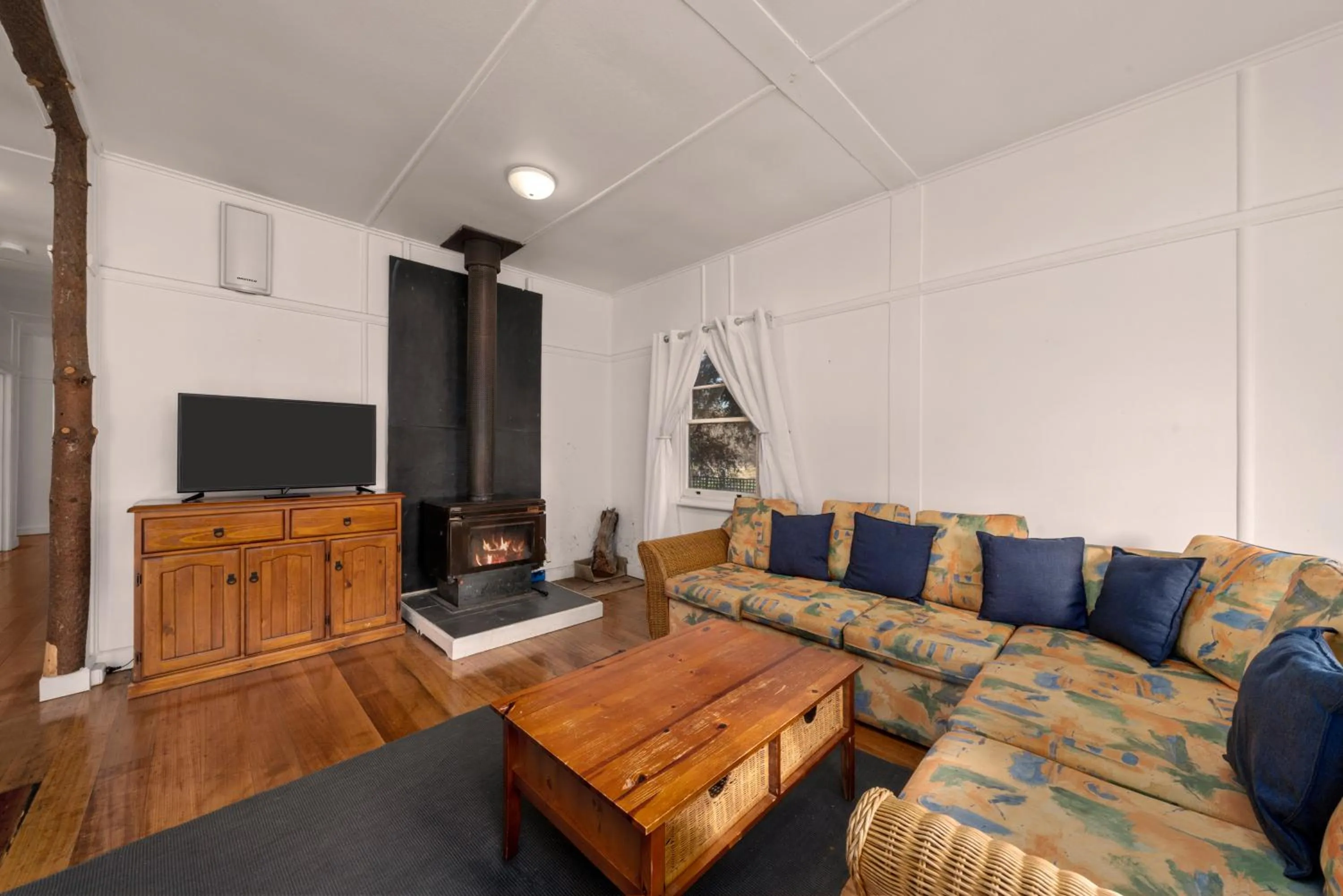 Giants Table and Cottages