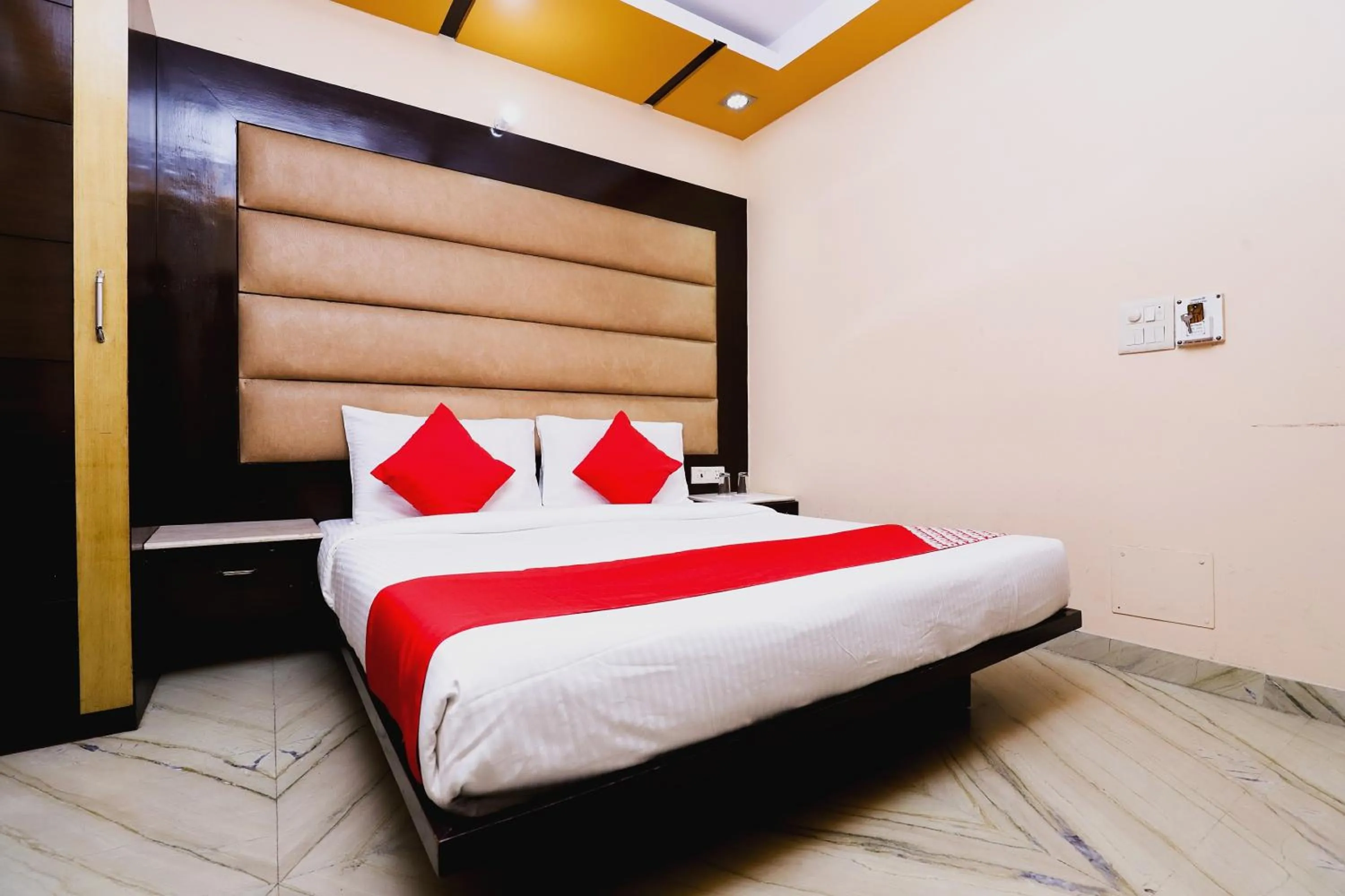 Bedroom, Bed in Super Hotel O J P Inn Near Patel Nagar Metro Station