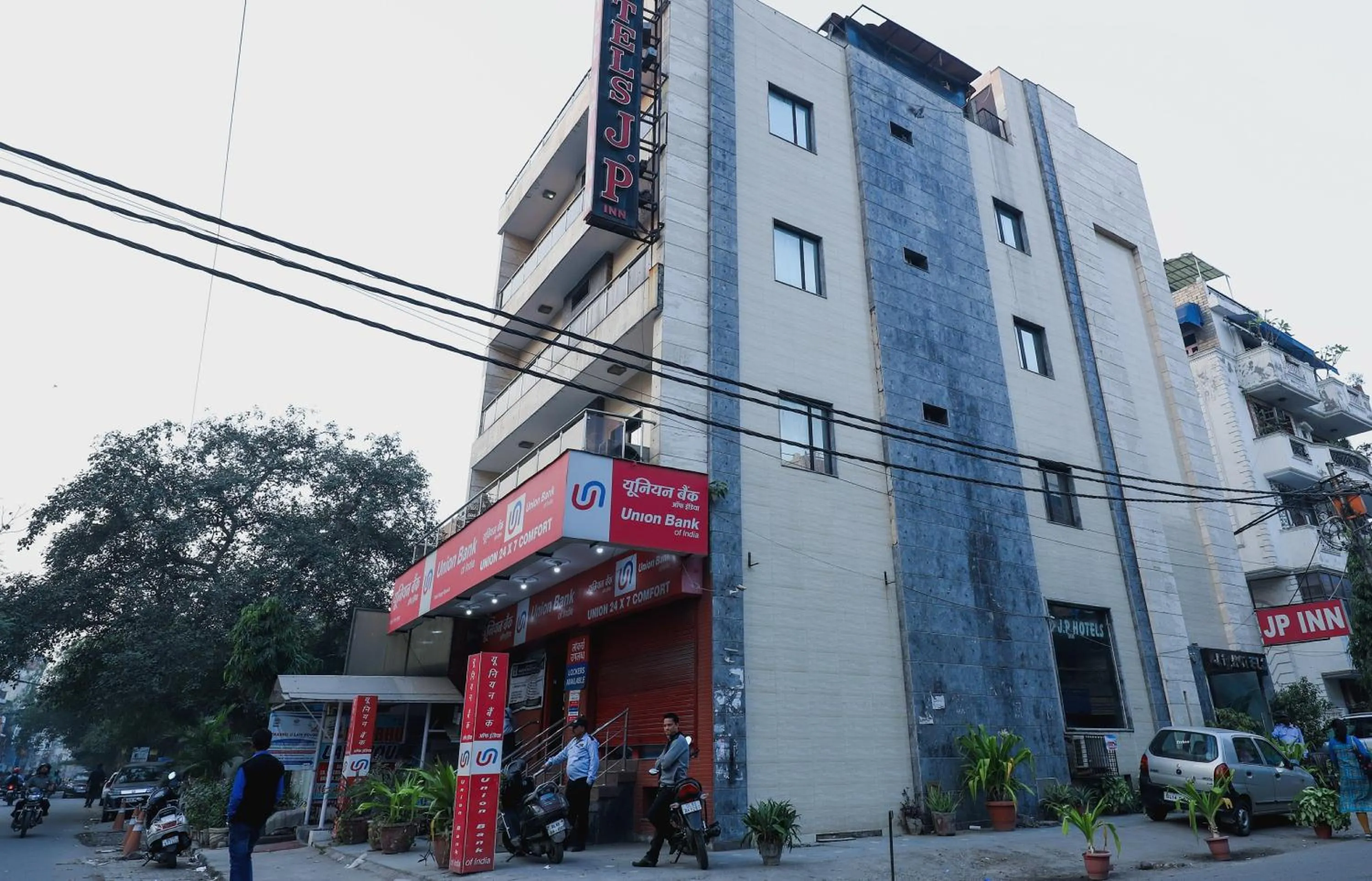 Facade/entrance in Super Hotel O J P Inn Near Patel Nagar Metro Station