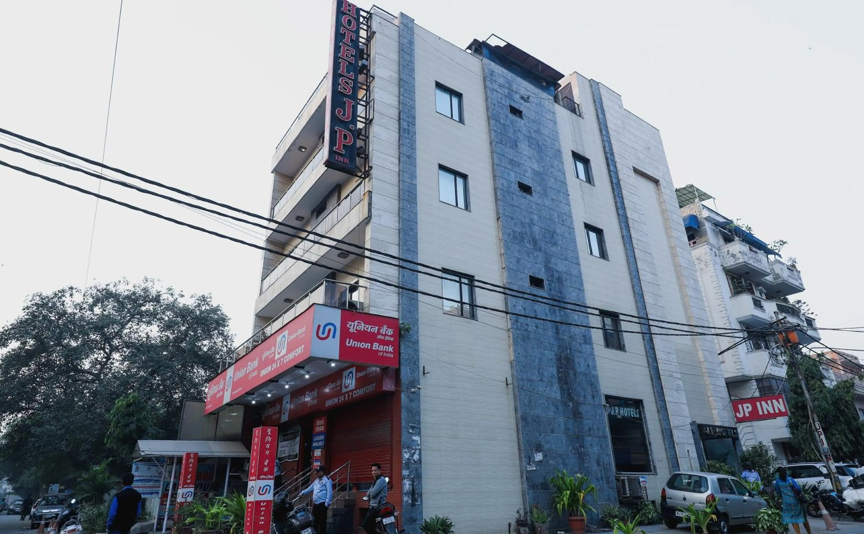 Facade/entrance in Super Hotel O J P Inn Near Patel Nagar Metro Station