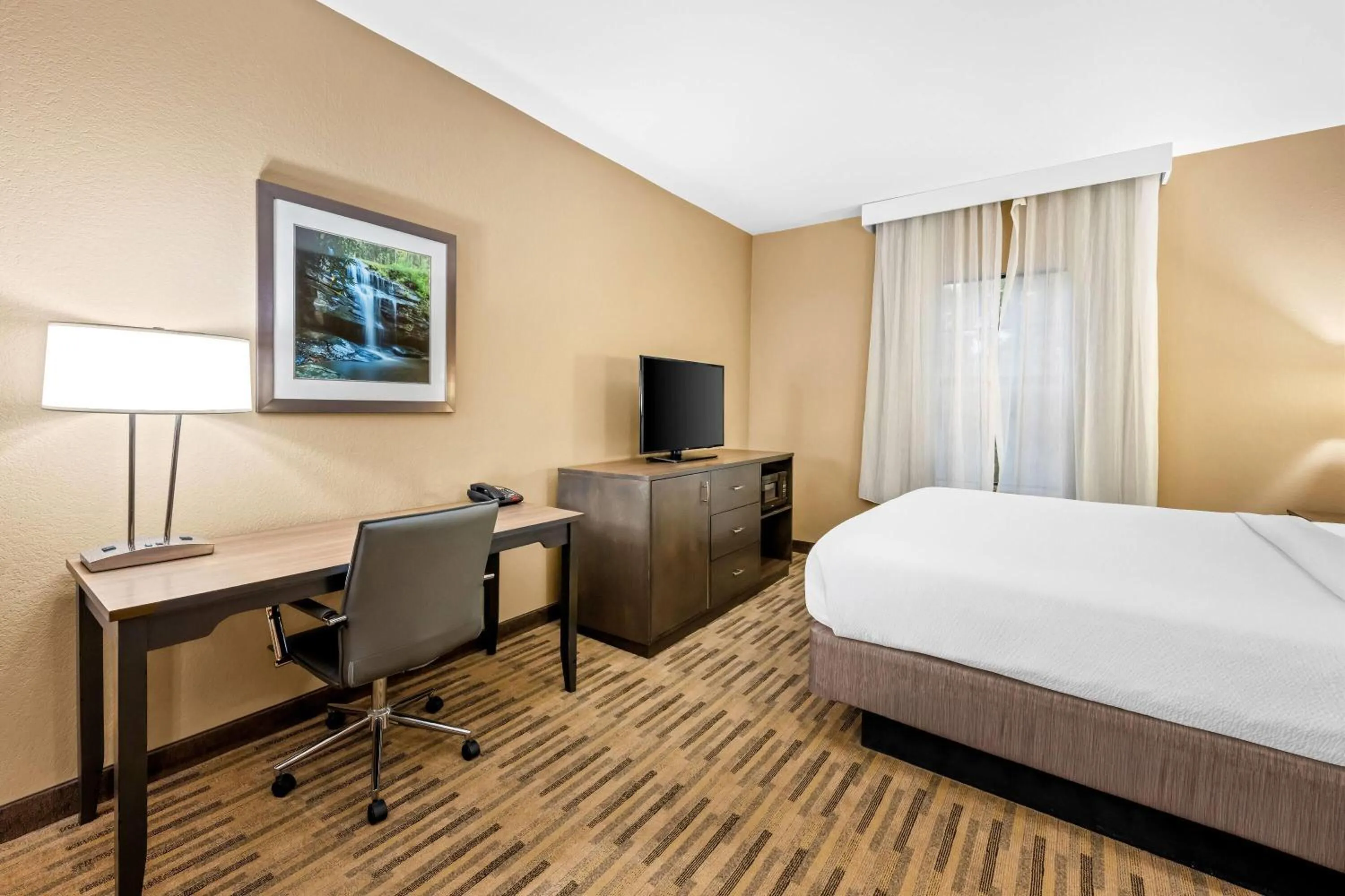 Bed in La Quinta by Wyndham Boone