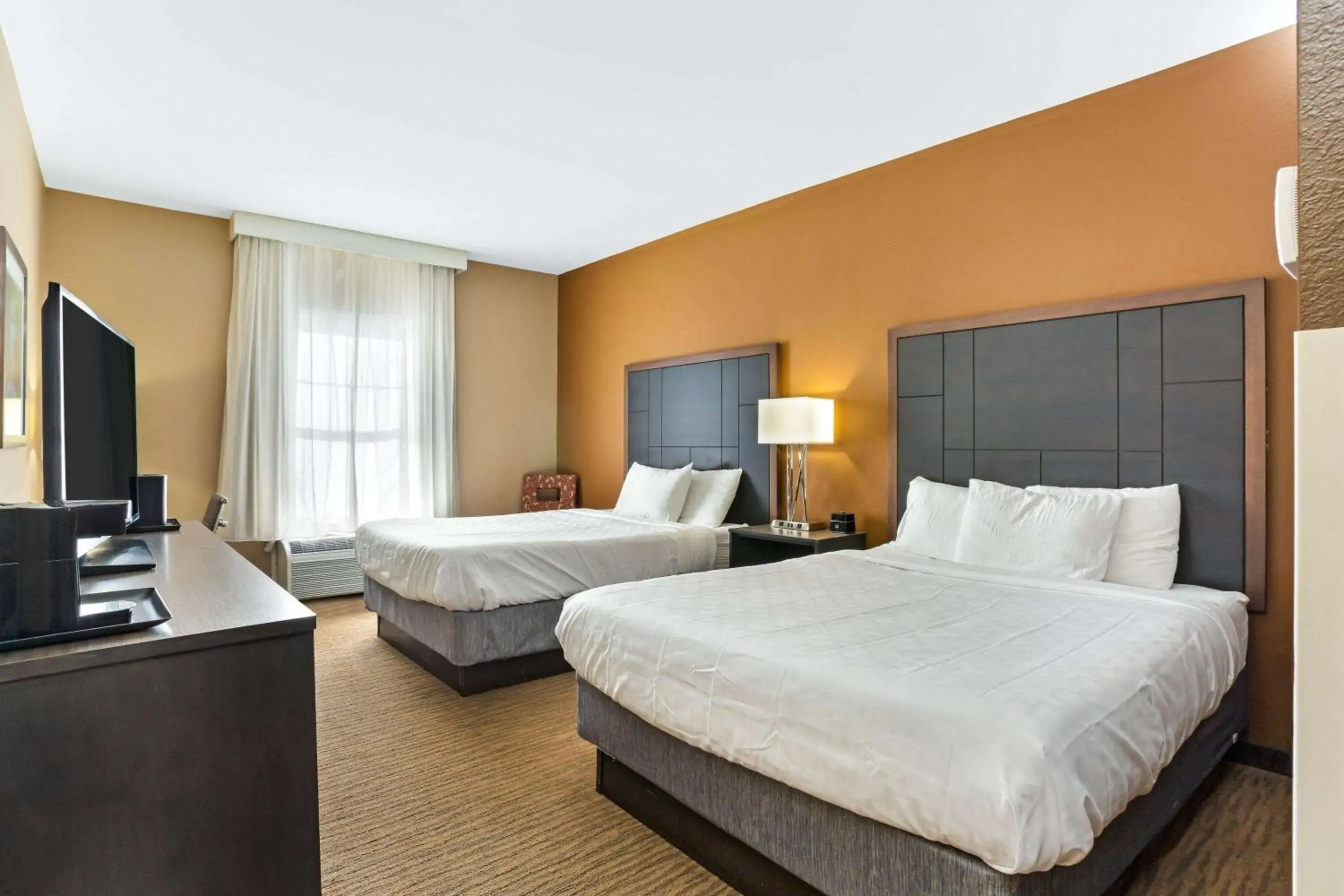 Queen Room with Two Queen Beds - Non-Smoking in La Quinta by Wyndham Boone Queen Room with Two Queen Beds - Non-Smoking in La Quinta by Wyndham Boone