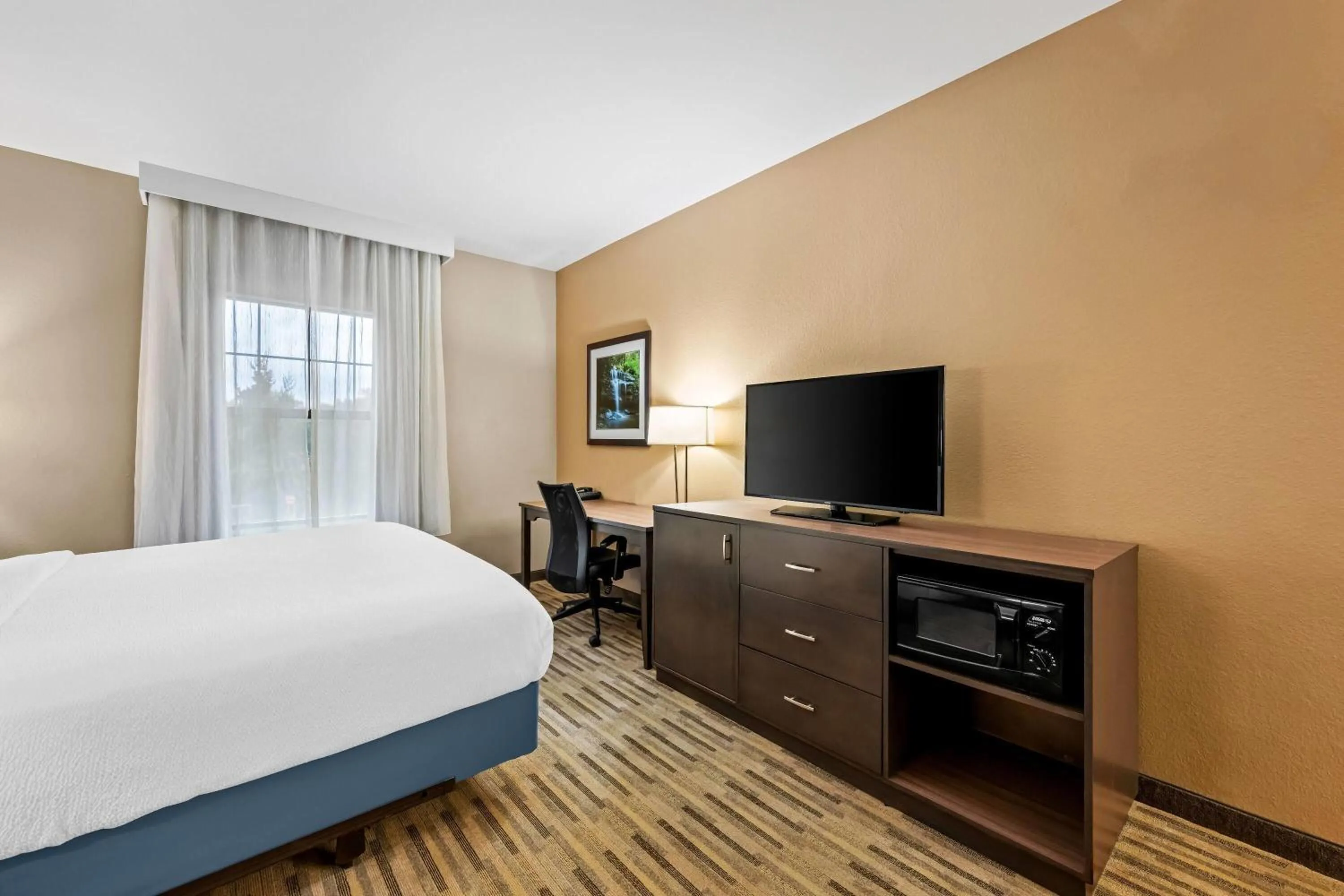 Bed in La Quinta by Wyndham Boone