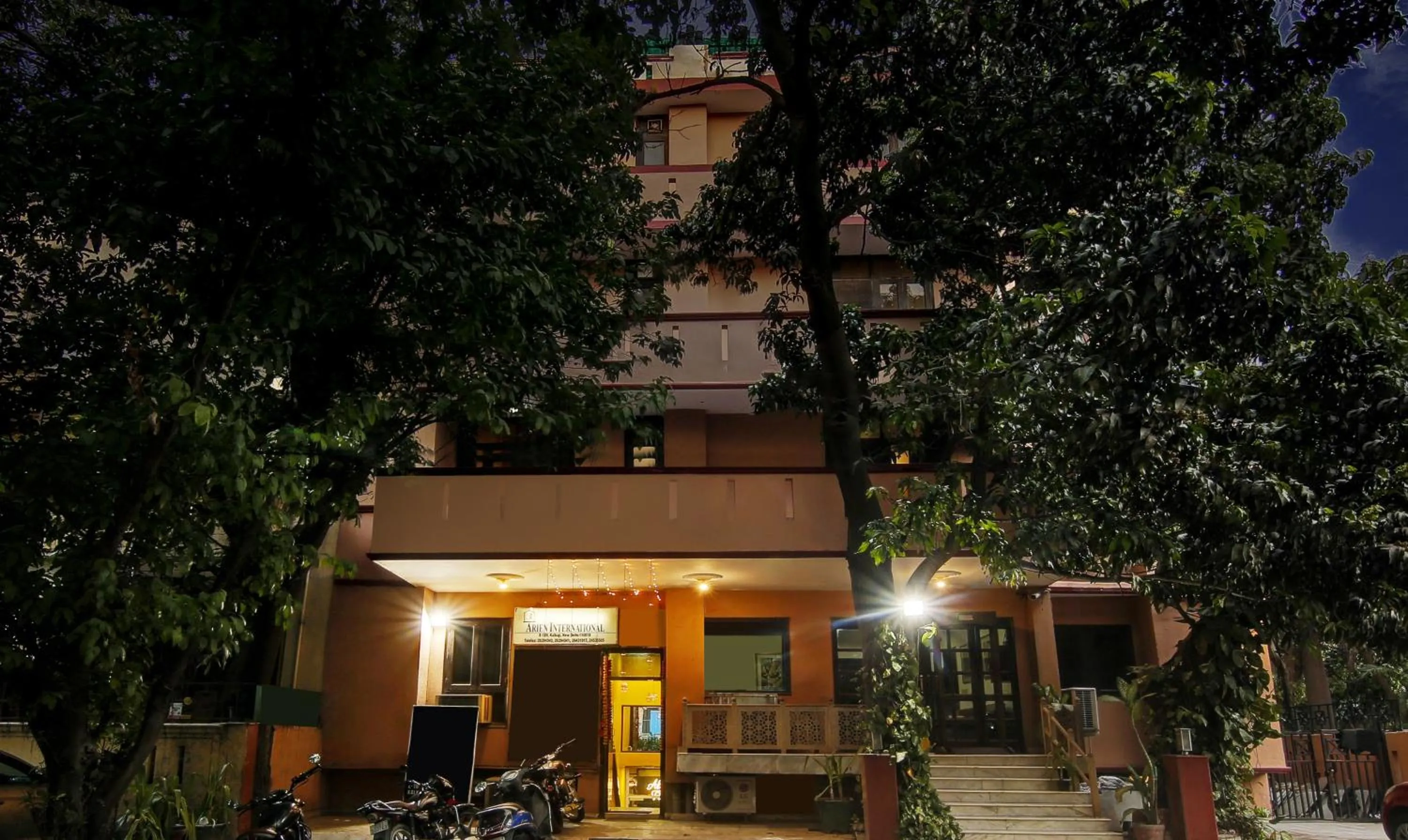 Property building in Itsy Hotels Arien International