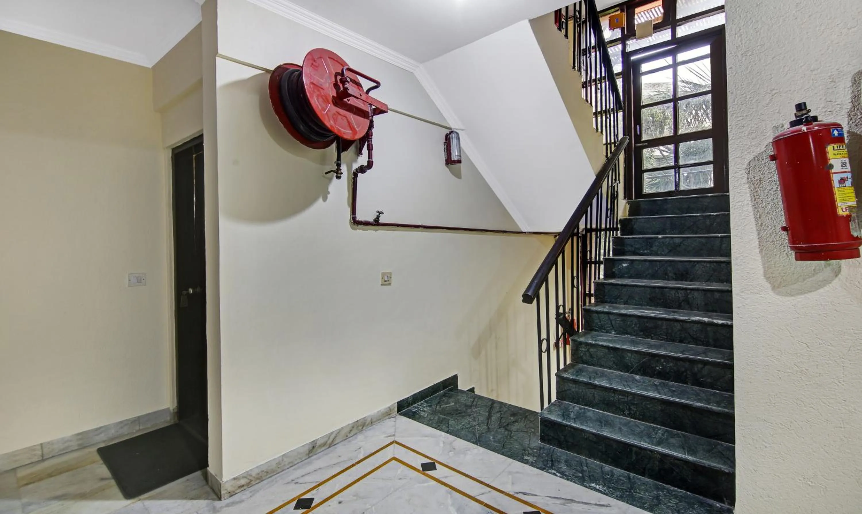 Lobby or reception in Itsy Hotels Arien International