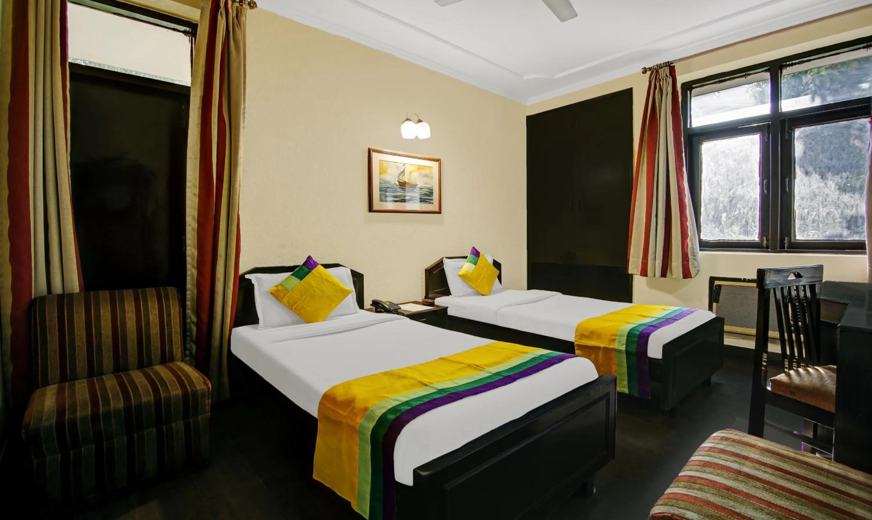 Bedroom, Bed in Itsy Hotels Arien International
