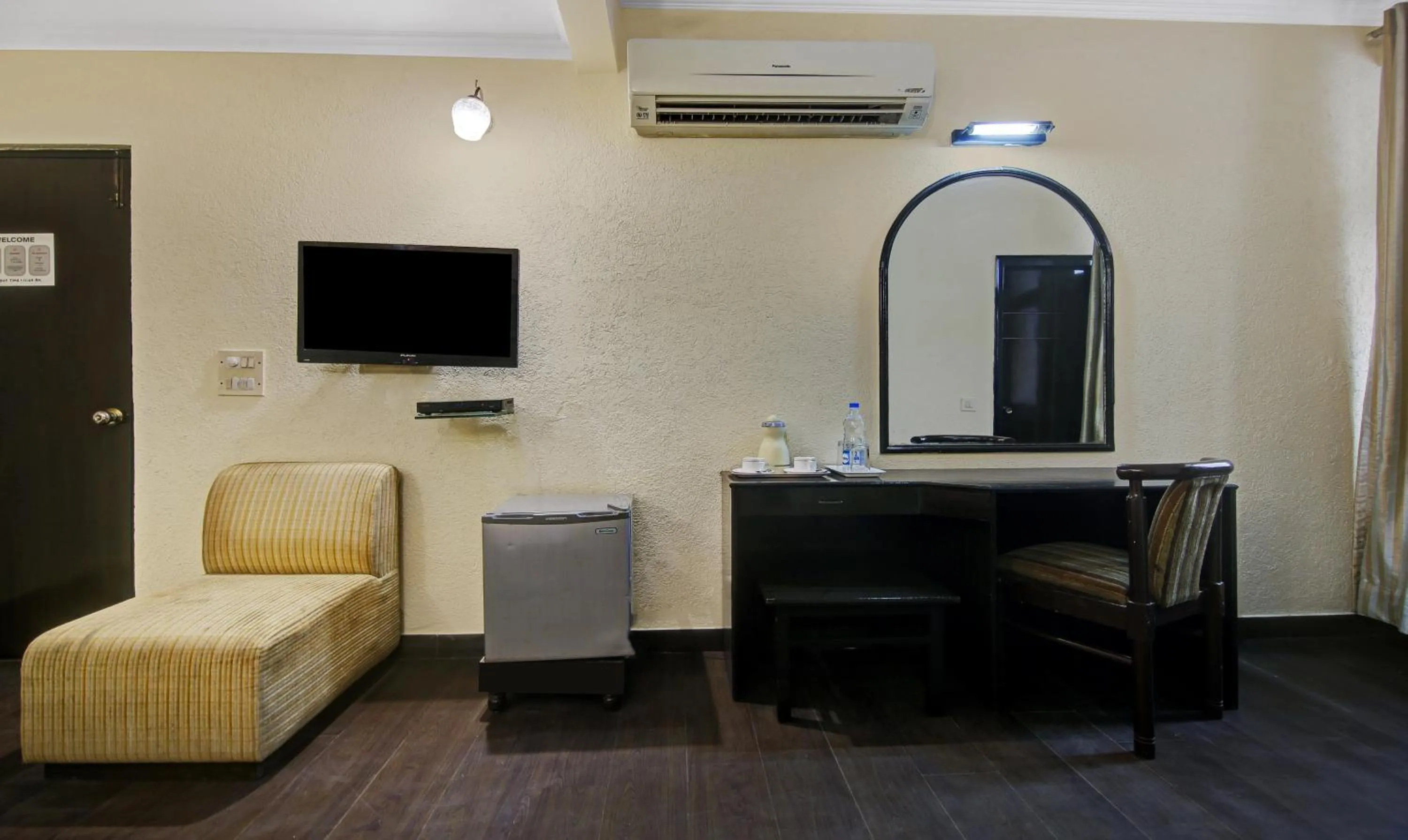 Seating area in Itsy Hotels Arien International