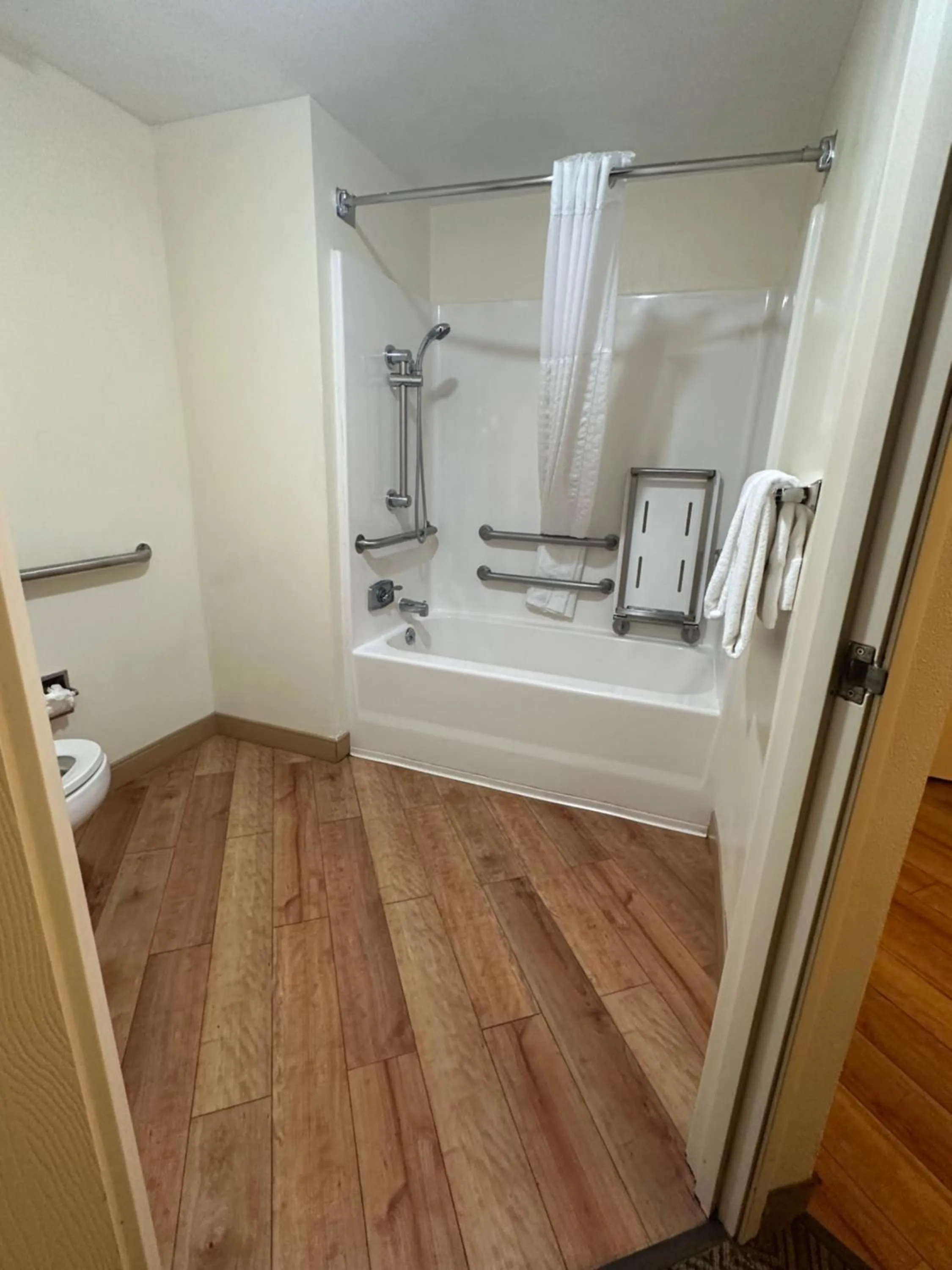 La Quinta Inn & Suites by Wyndham Sawgrass