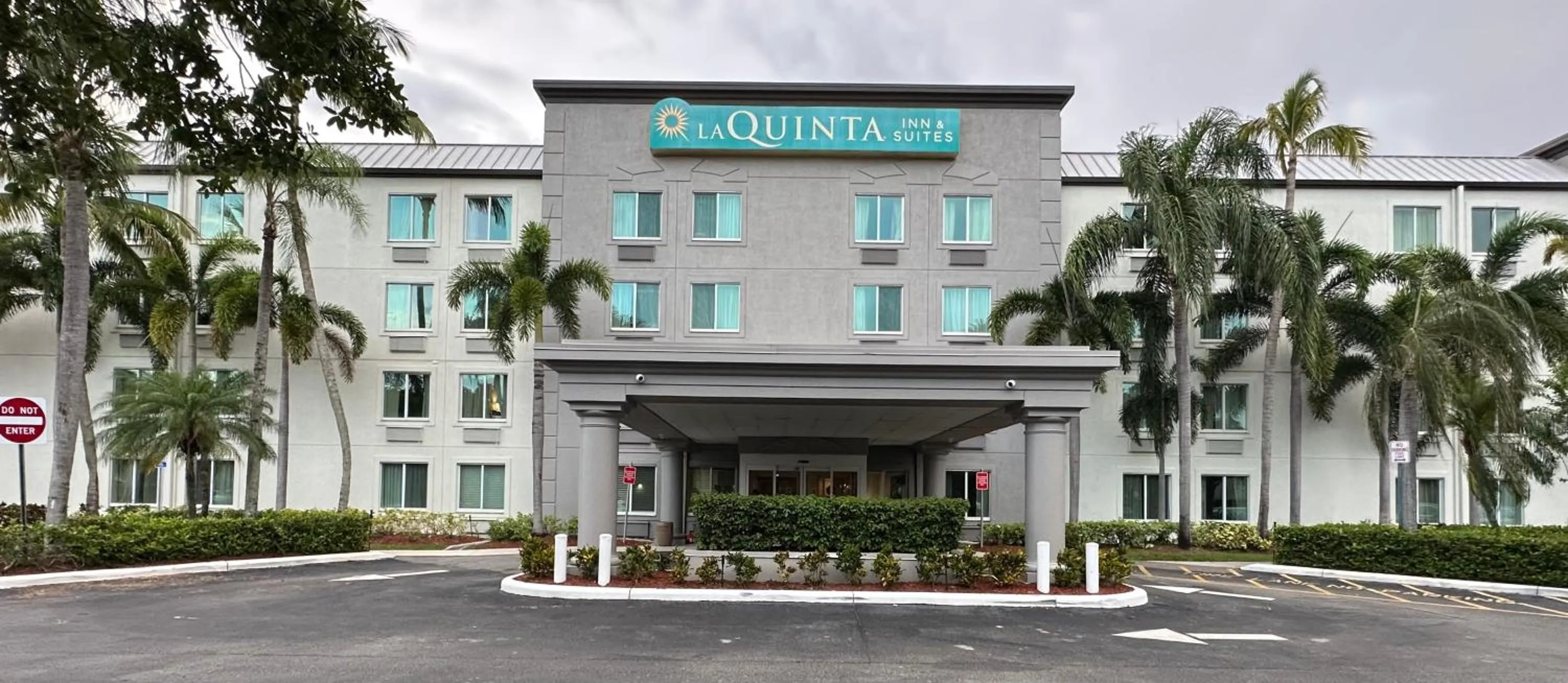 La Quinta Inn & Suites by Wyndham Sawgrass