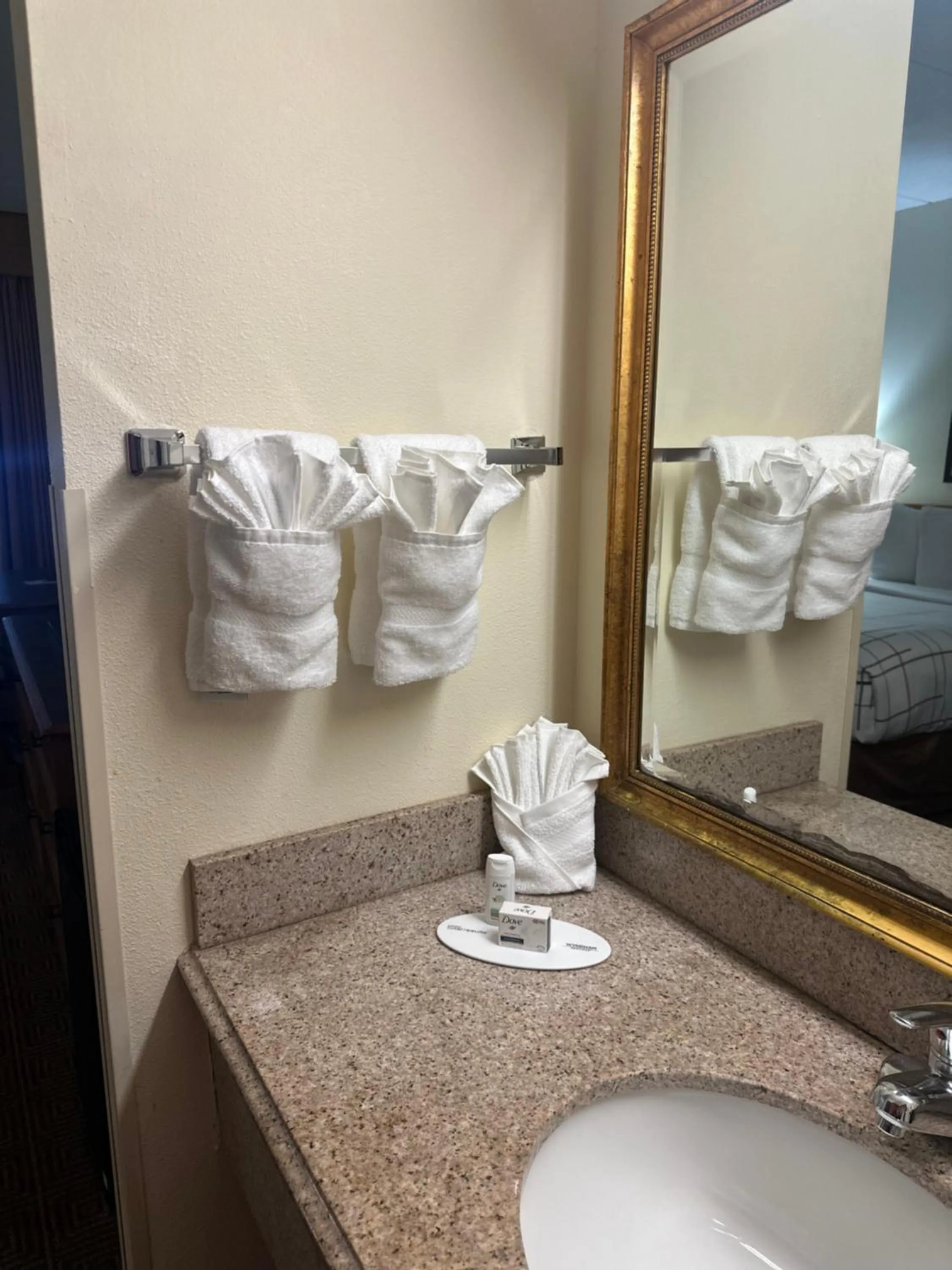 La Quinta Inn & Suites by Wyndham Sawgrass