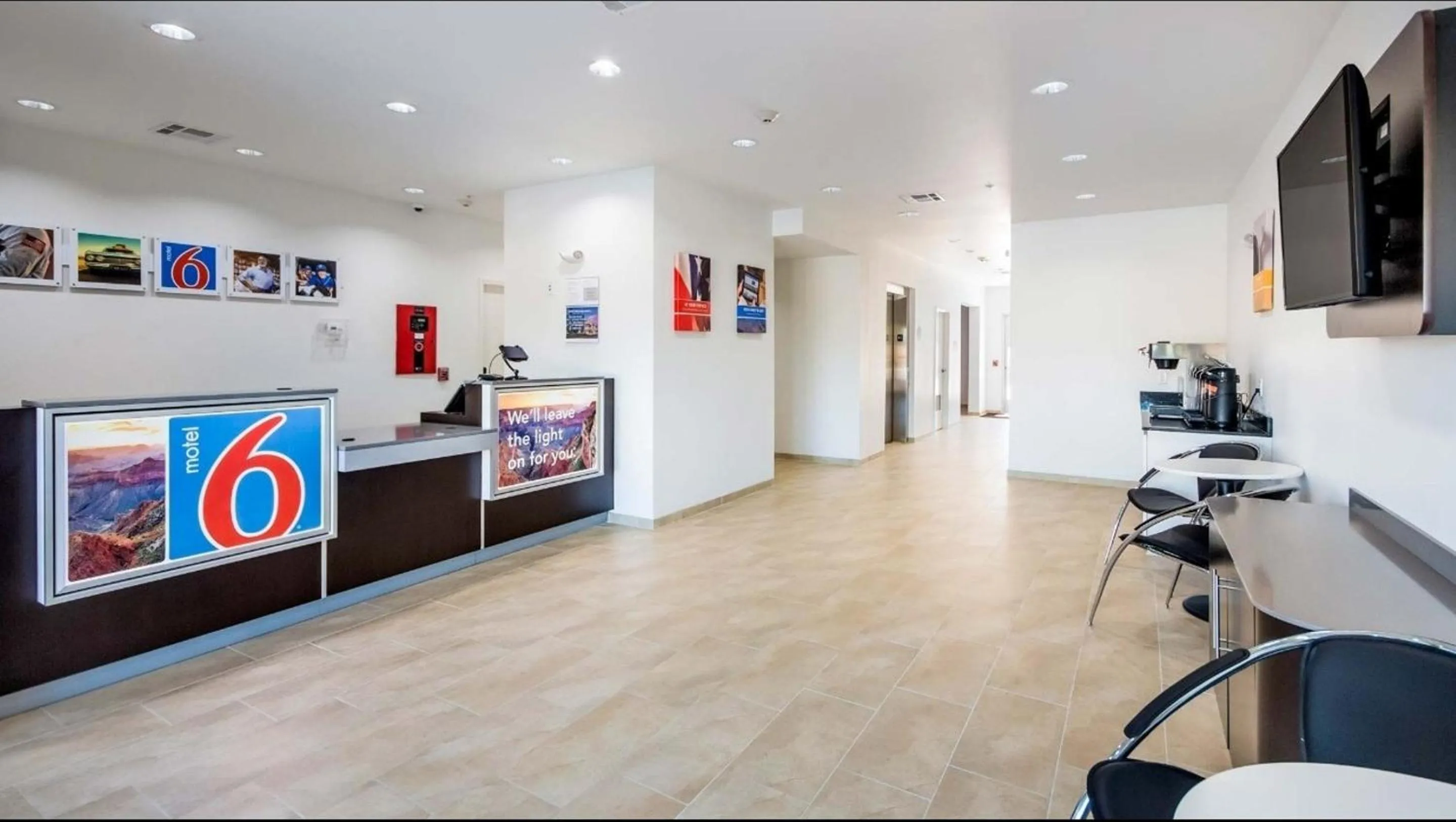 Lobby or reception in Motel 6-Channelview, TX