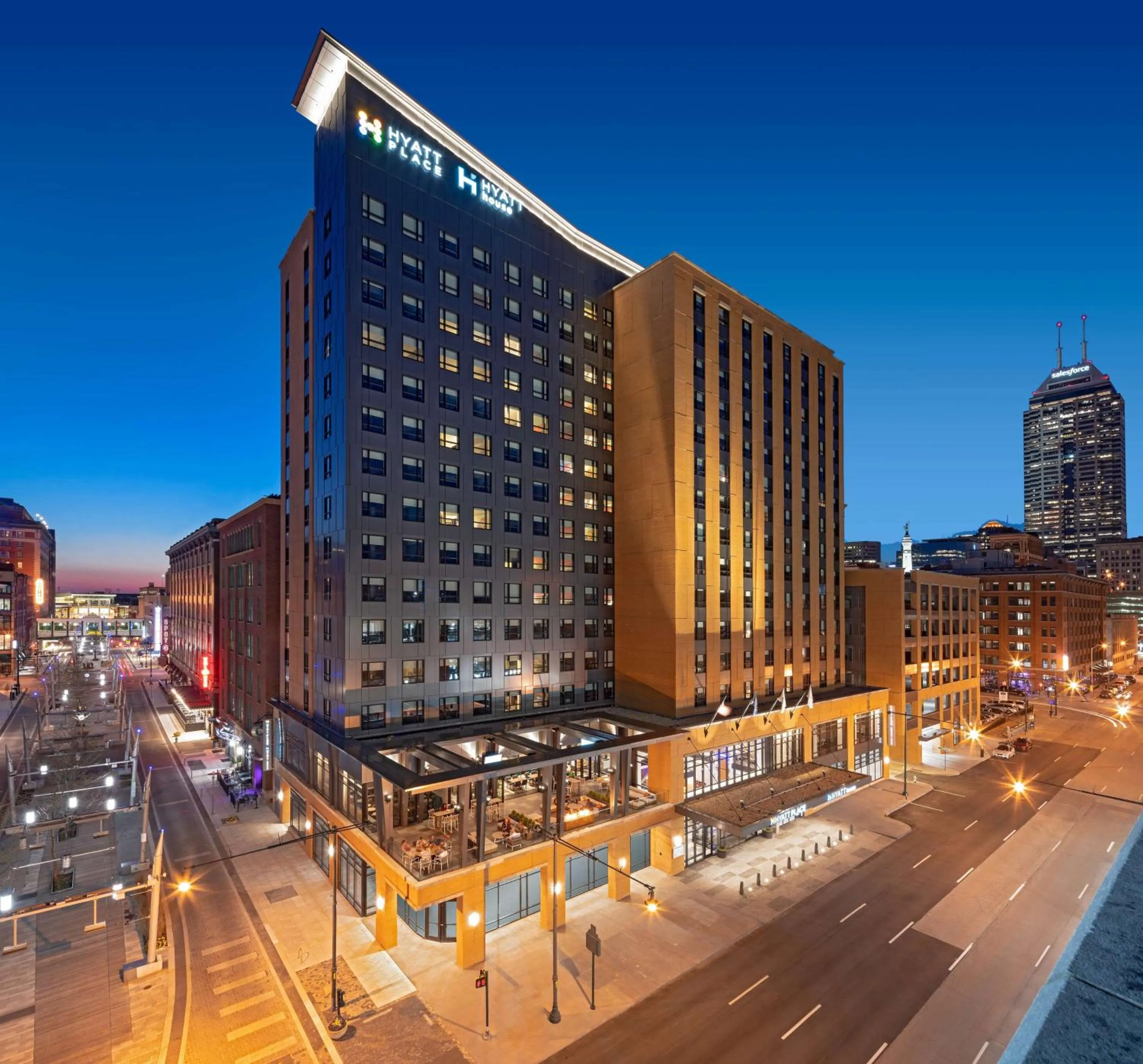 Property building in Hyatt Place Indianapolis Downtown