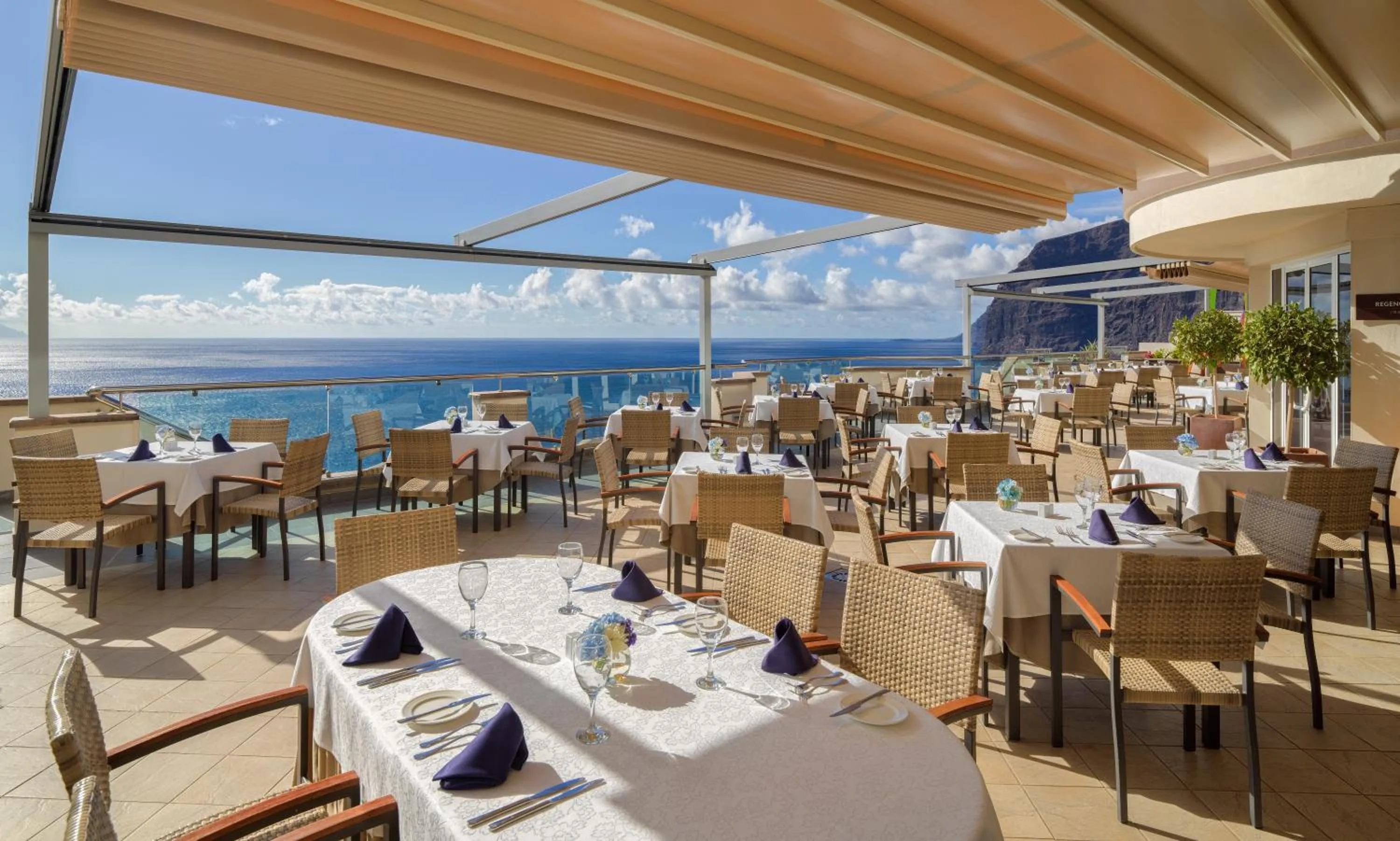 Restaurant/places to eat in Royal Sun Resort