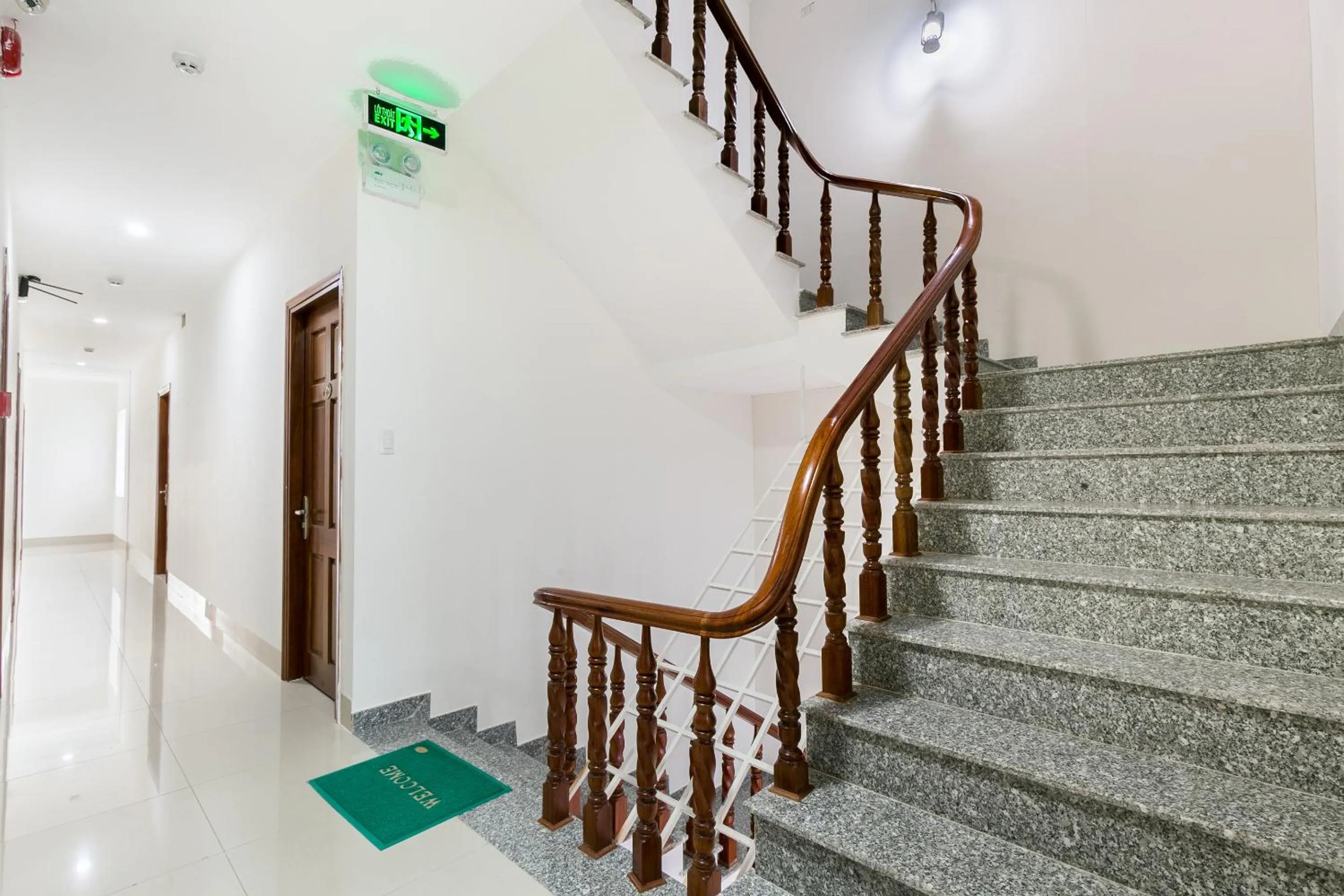 Area and facilities in Jupiter Hotel