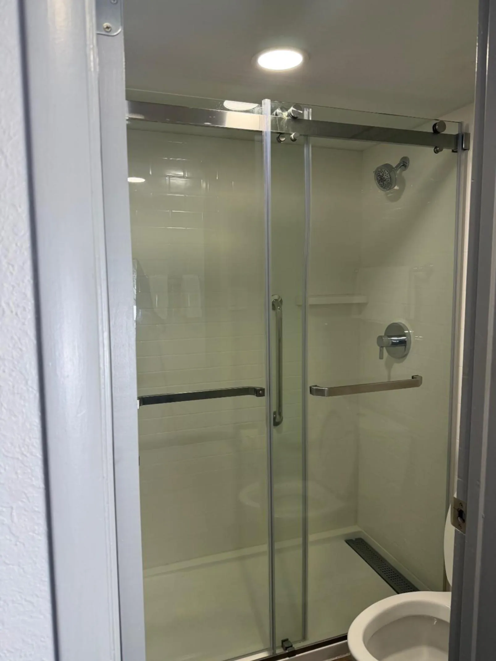 Shower in La Quinta by Wyndham Pinellas Park St Peterburg Clearwater